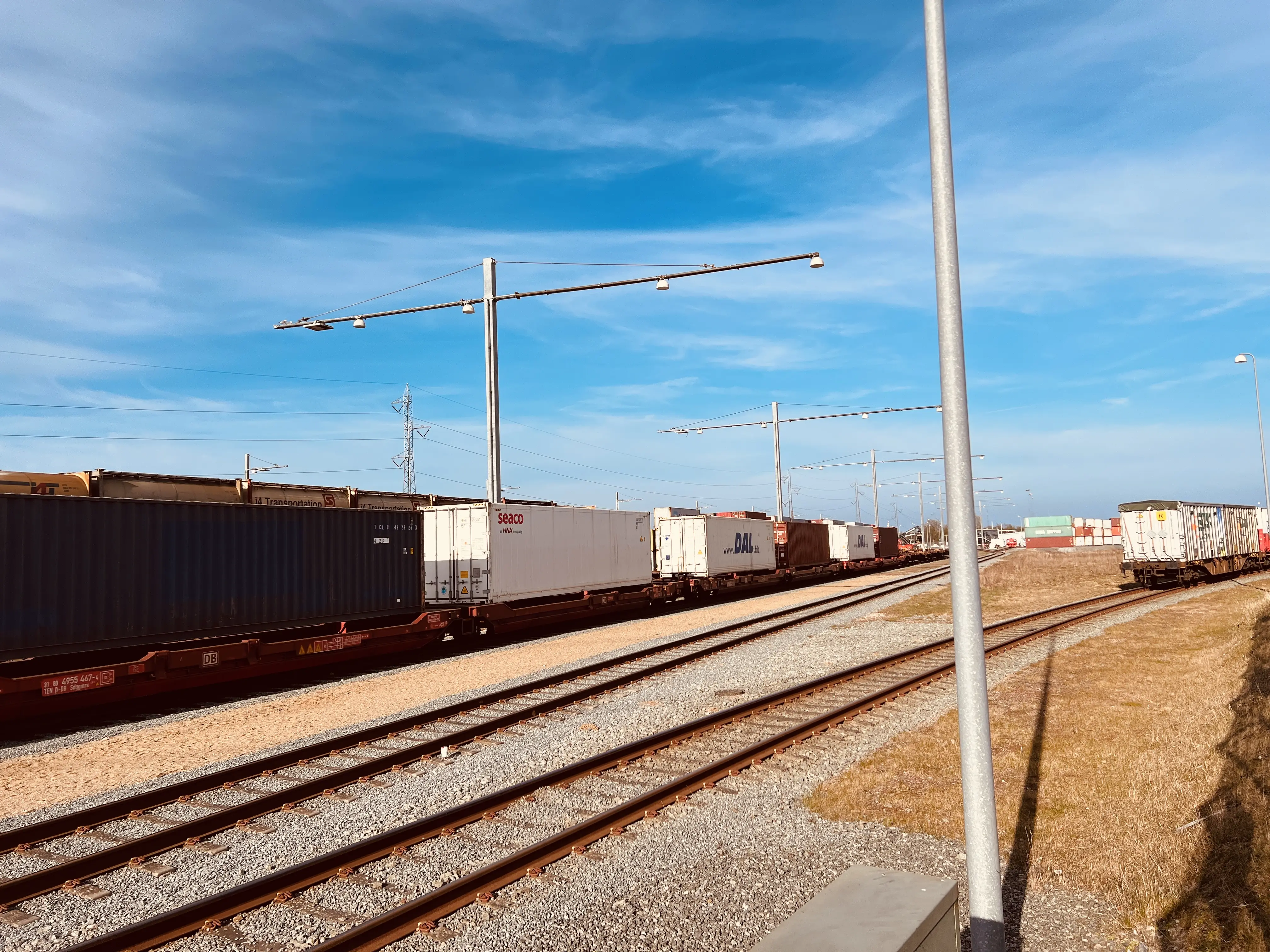 Billede af Taulov Kombiterminal. Billede af Taulov Kombiterminal.