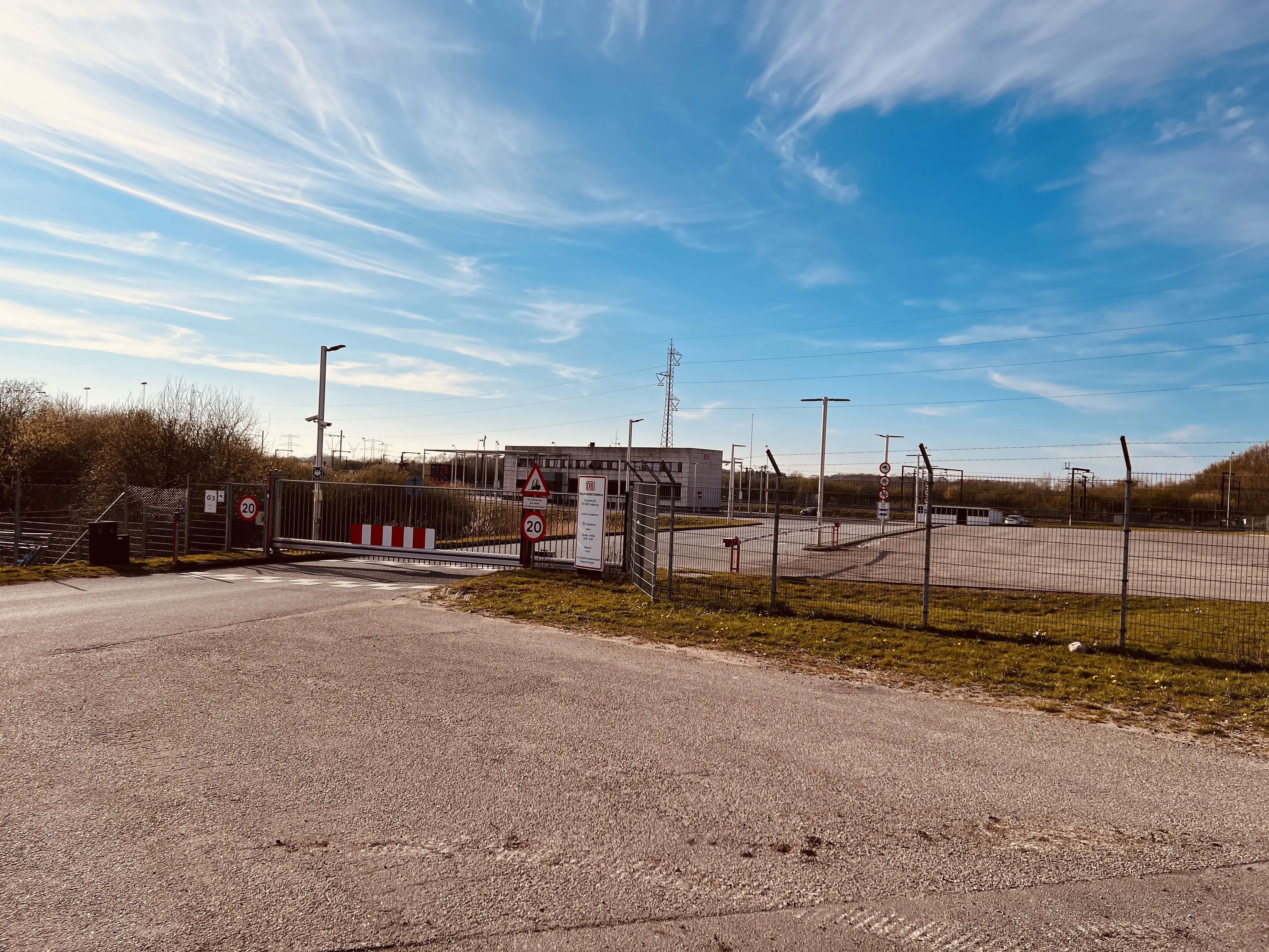 Billede af Taulov Kombiterminal. Billede af Taulov Kombiterminal.