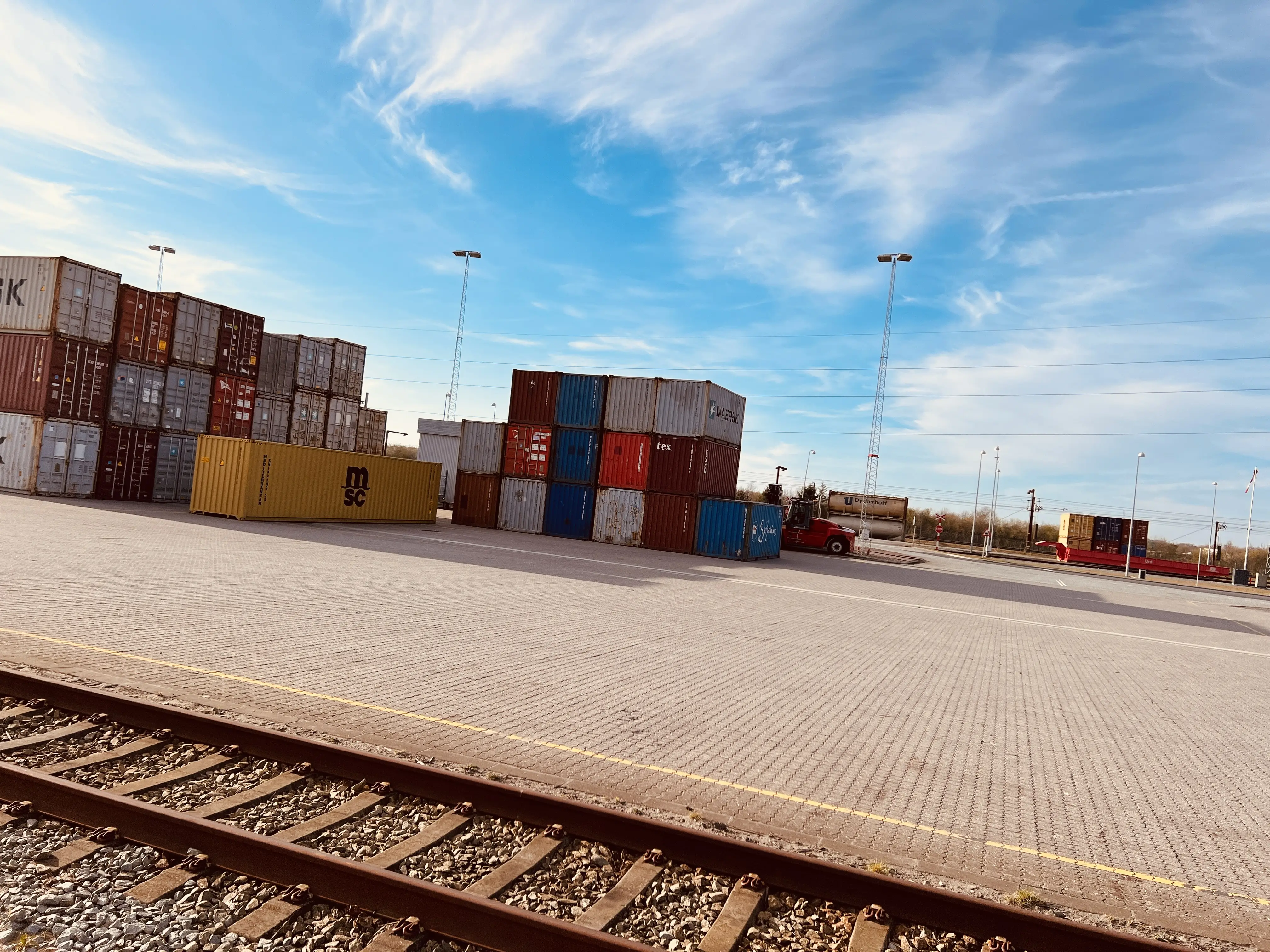 Billede af Taulov Kombiterminal. Billede af Taulov Kombiterminal.