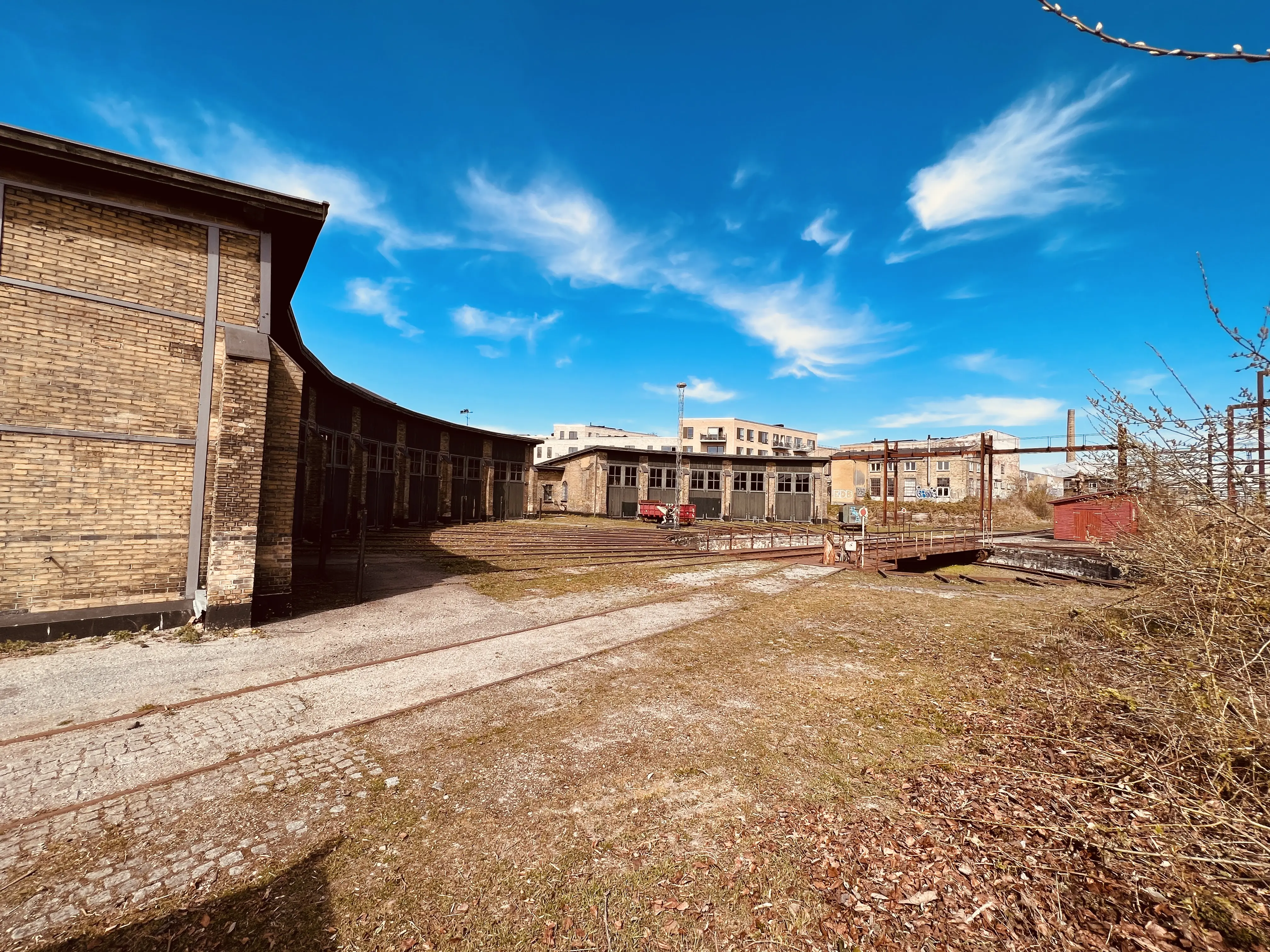 Billede af Roskilde Stations remise.