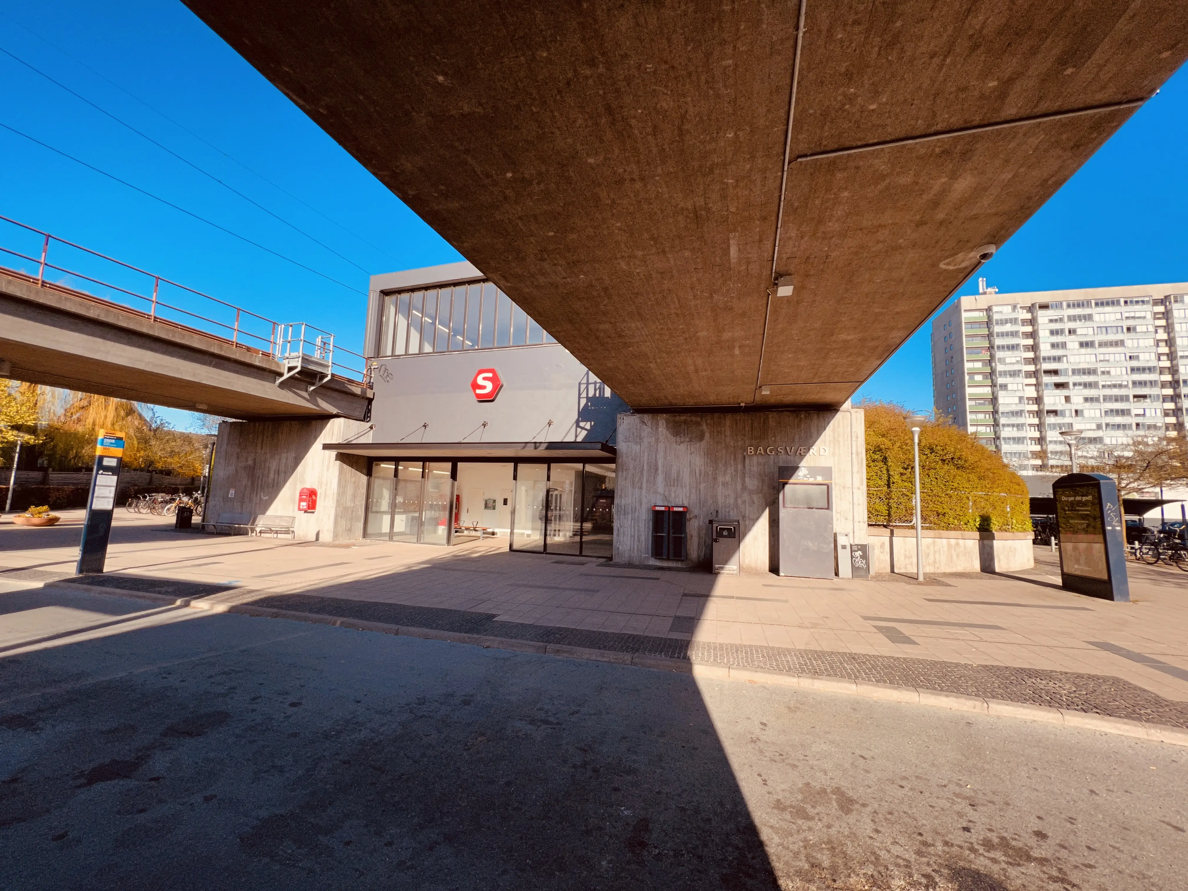 Billede af Bagsværd S-togstrinbræt. Billede af Bagsværd S-togstrinbræt.