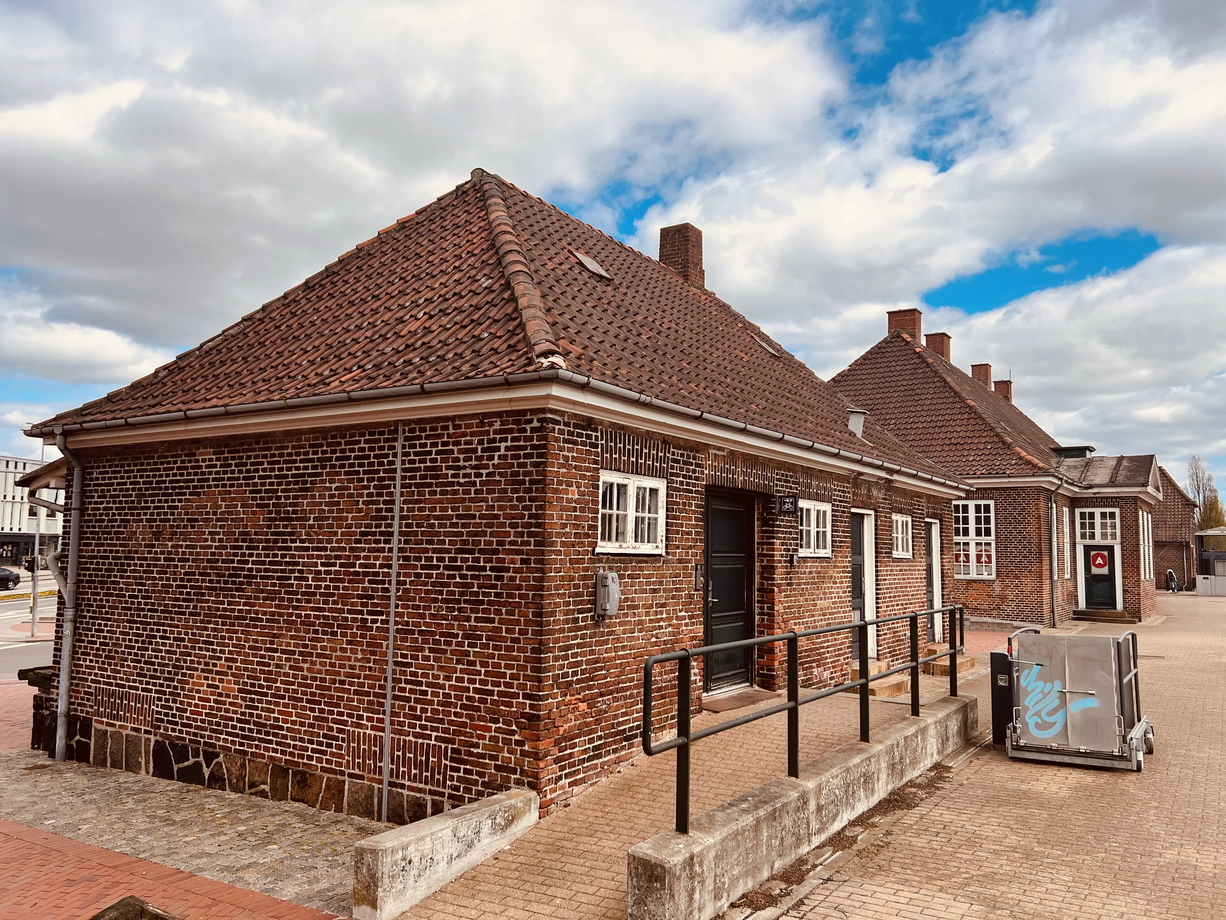 Billede af Hedehusene Stations varehus. Billede af Hedehusene Stations varehus.