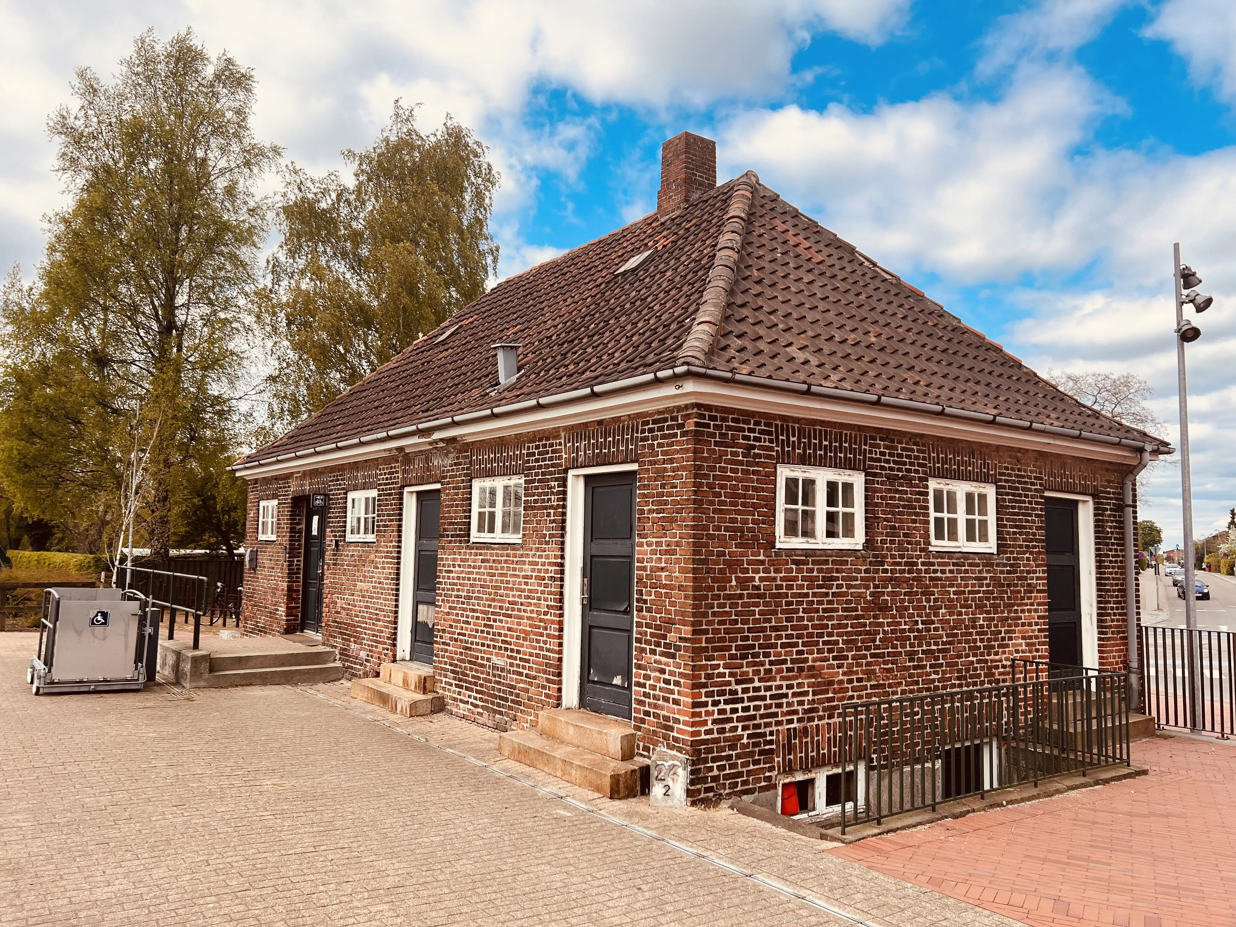 Billede af Hedehusene Stations varehus. Billede af Hedehusene Stations varehus.