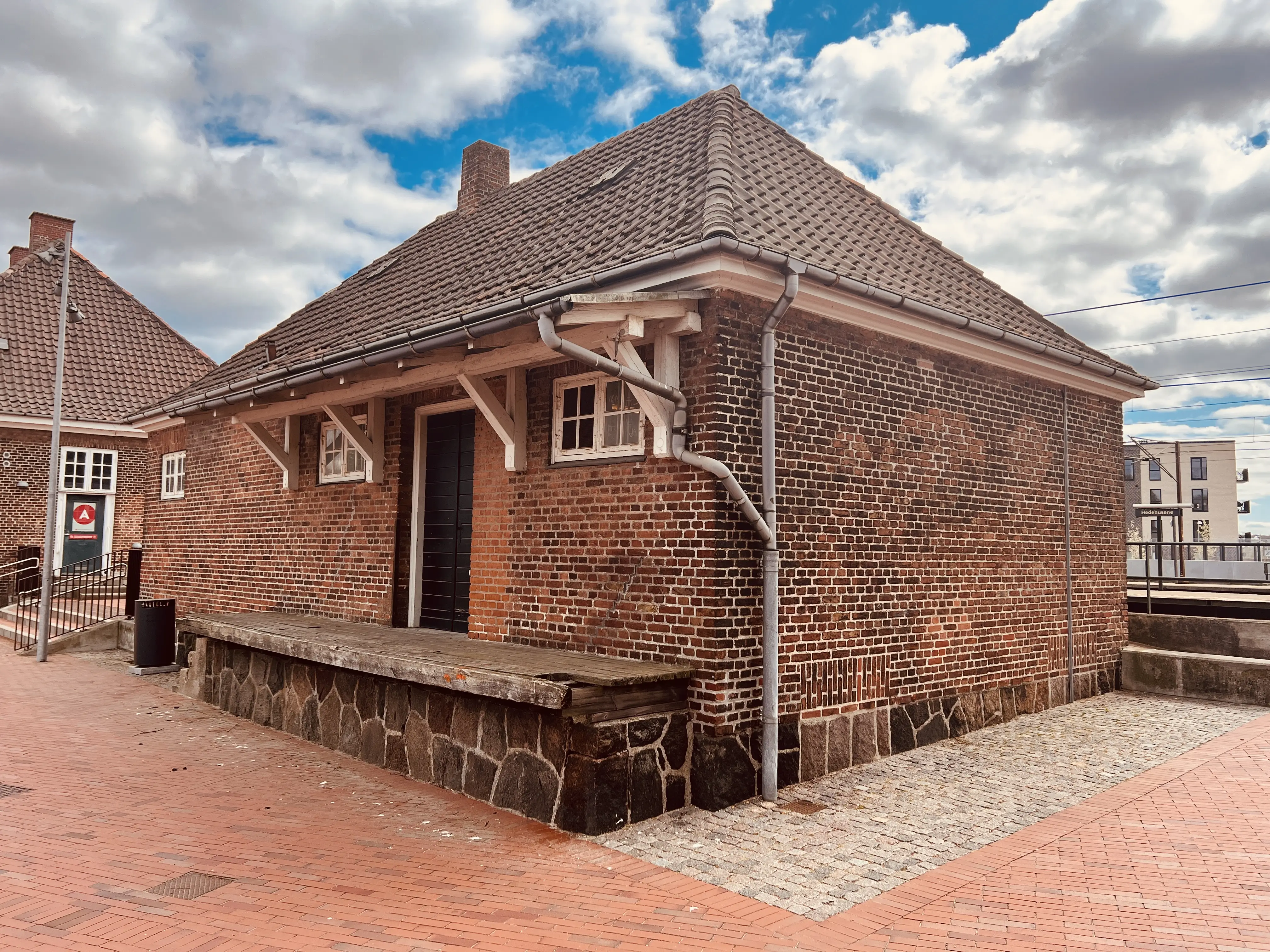 Billede af Hedehusene Stations varehus. Billede af Hedehusene Stations varehus.