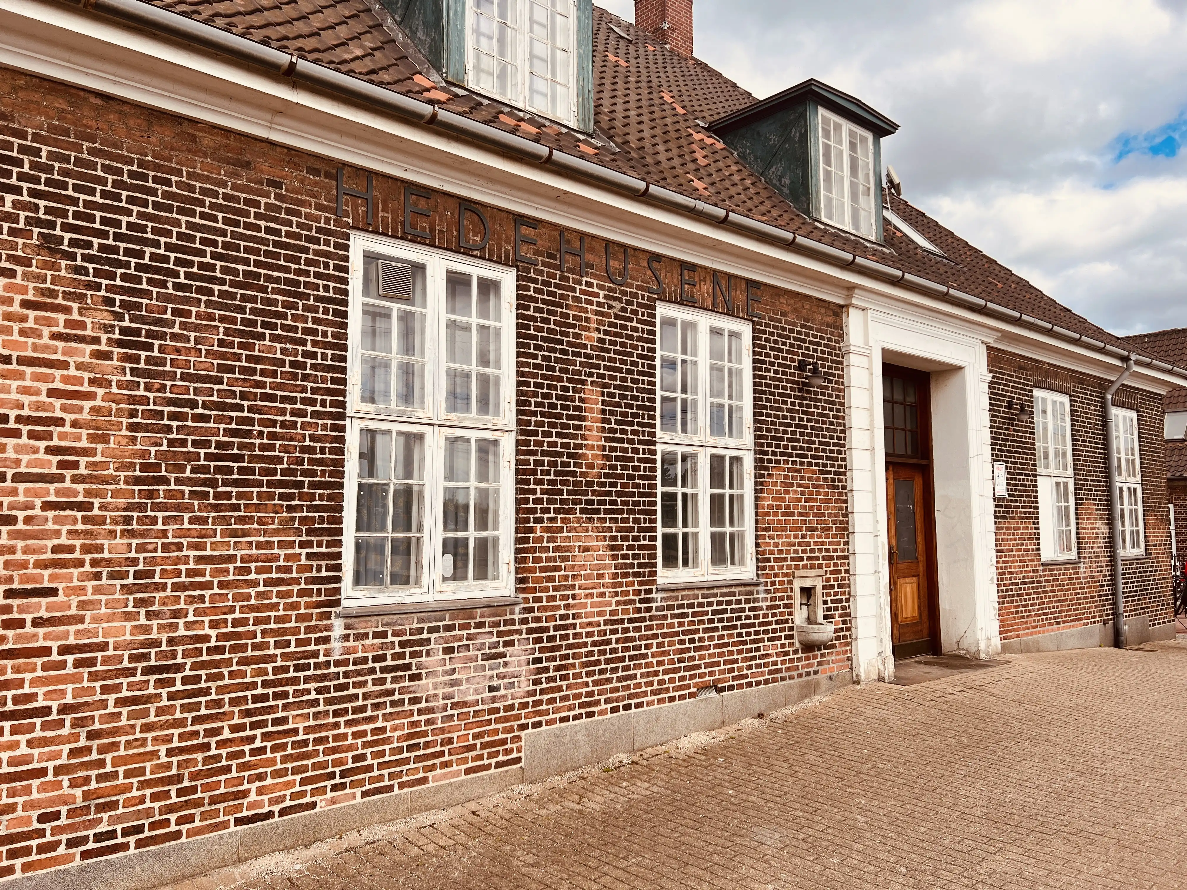 Billede af Hedehusene Station. Billede af Hedehusene Station.