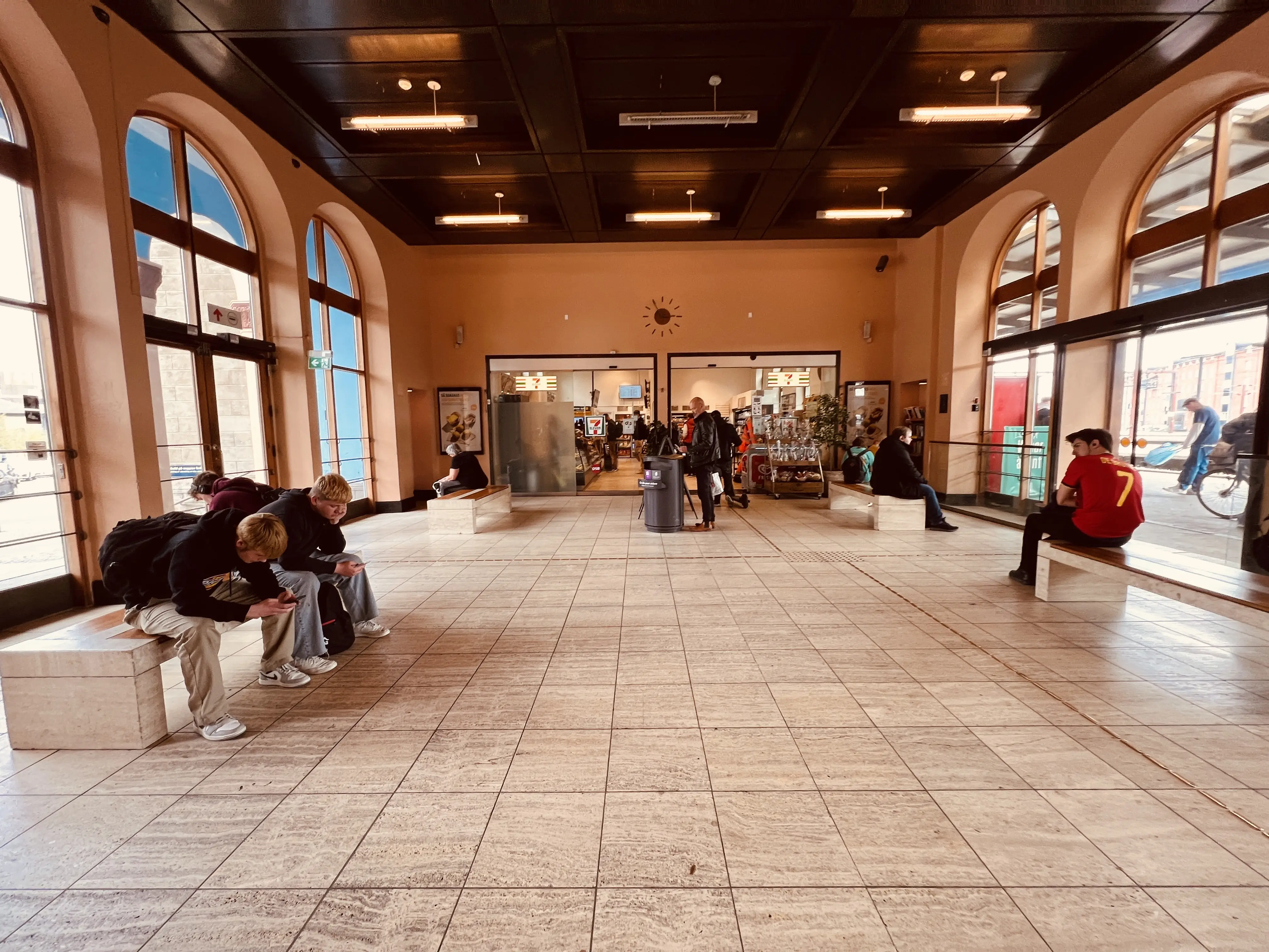 Billede af Roskilde Station.