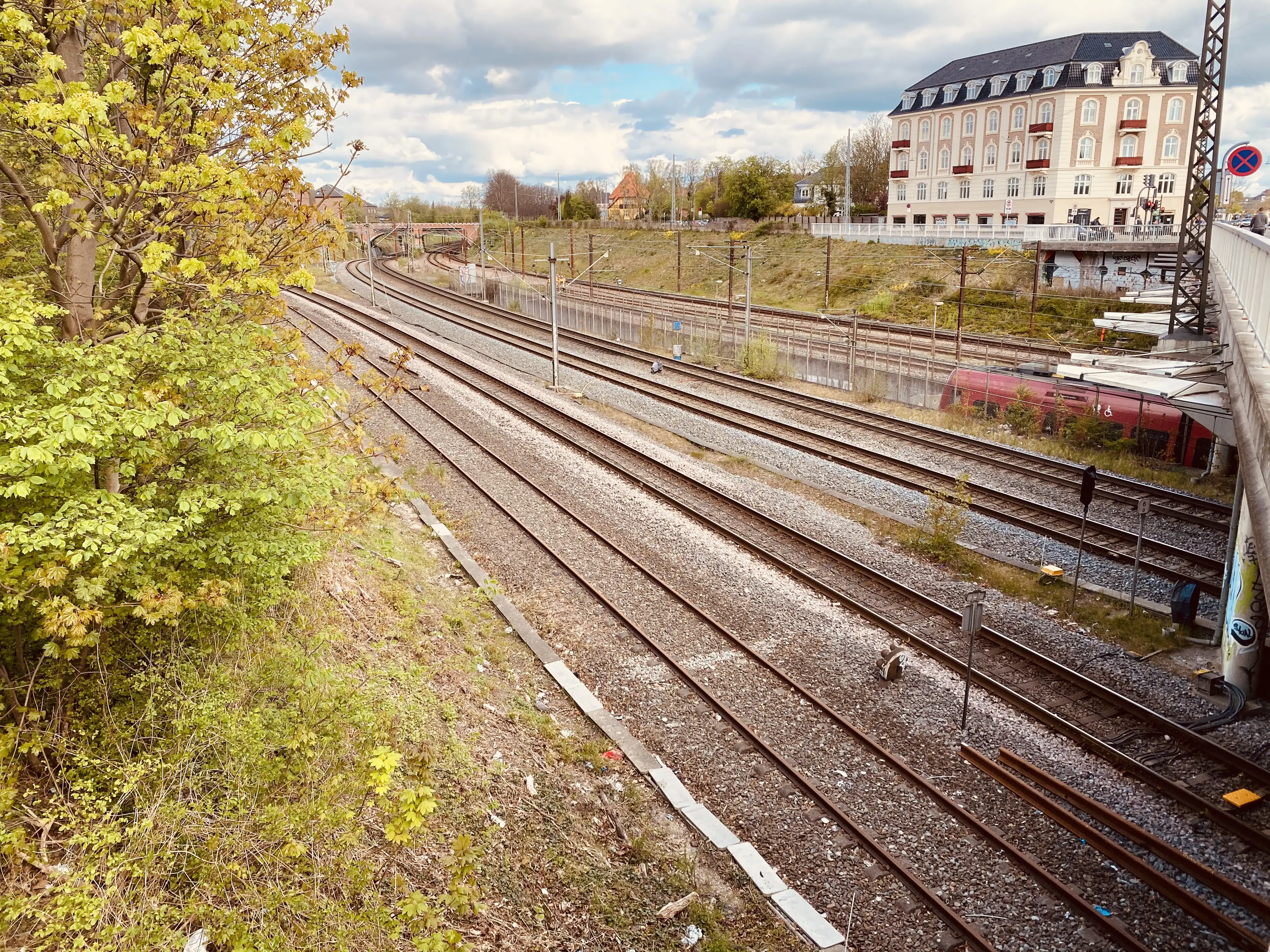 Billede af Svanemøllen Krydsningsstation - Krydsningsstation er nedrevet, men Svanemøllen Krydsningsstation har ligget her. Billede af Svanemøllen Krydsningsstation - Krydsningsstation er nedrevet, men Svanemøllen Krydsningsstation har ligget her.