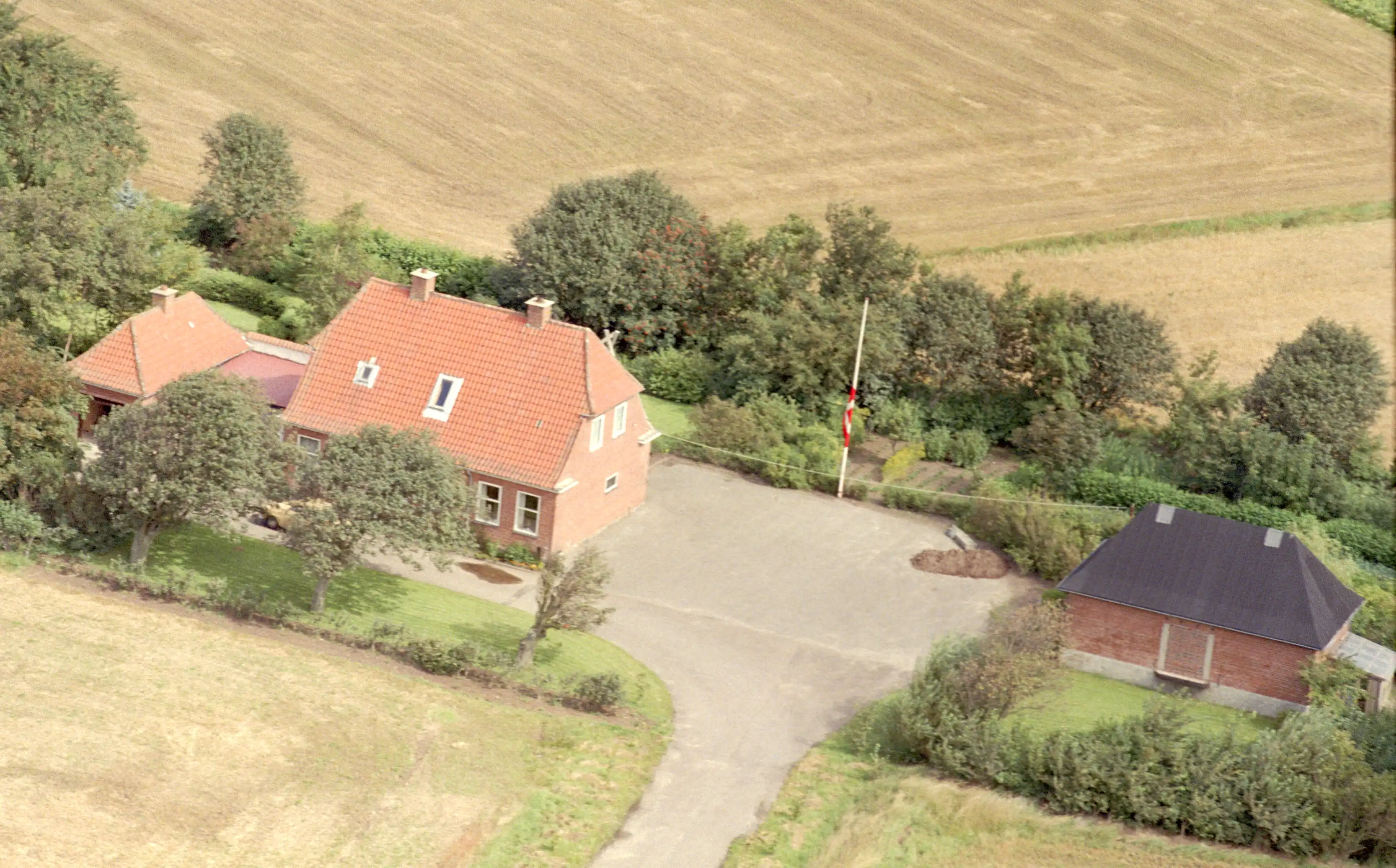 Billede af Brodal Station. Billede af Brodal Station.