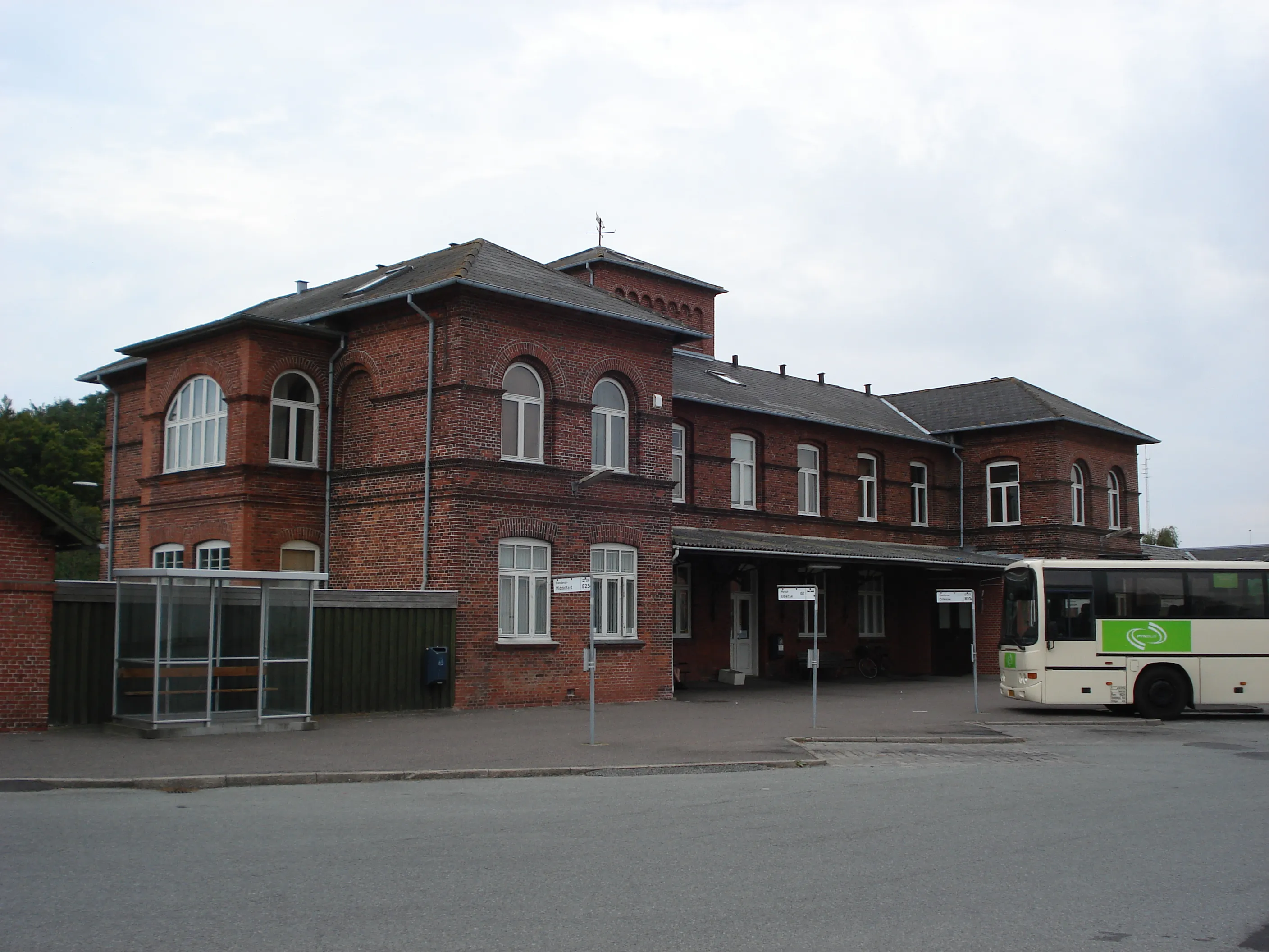 Billede af Bogense Station. Billede af Bogense Station.