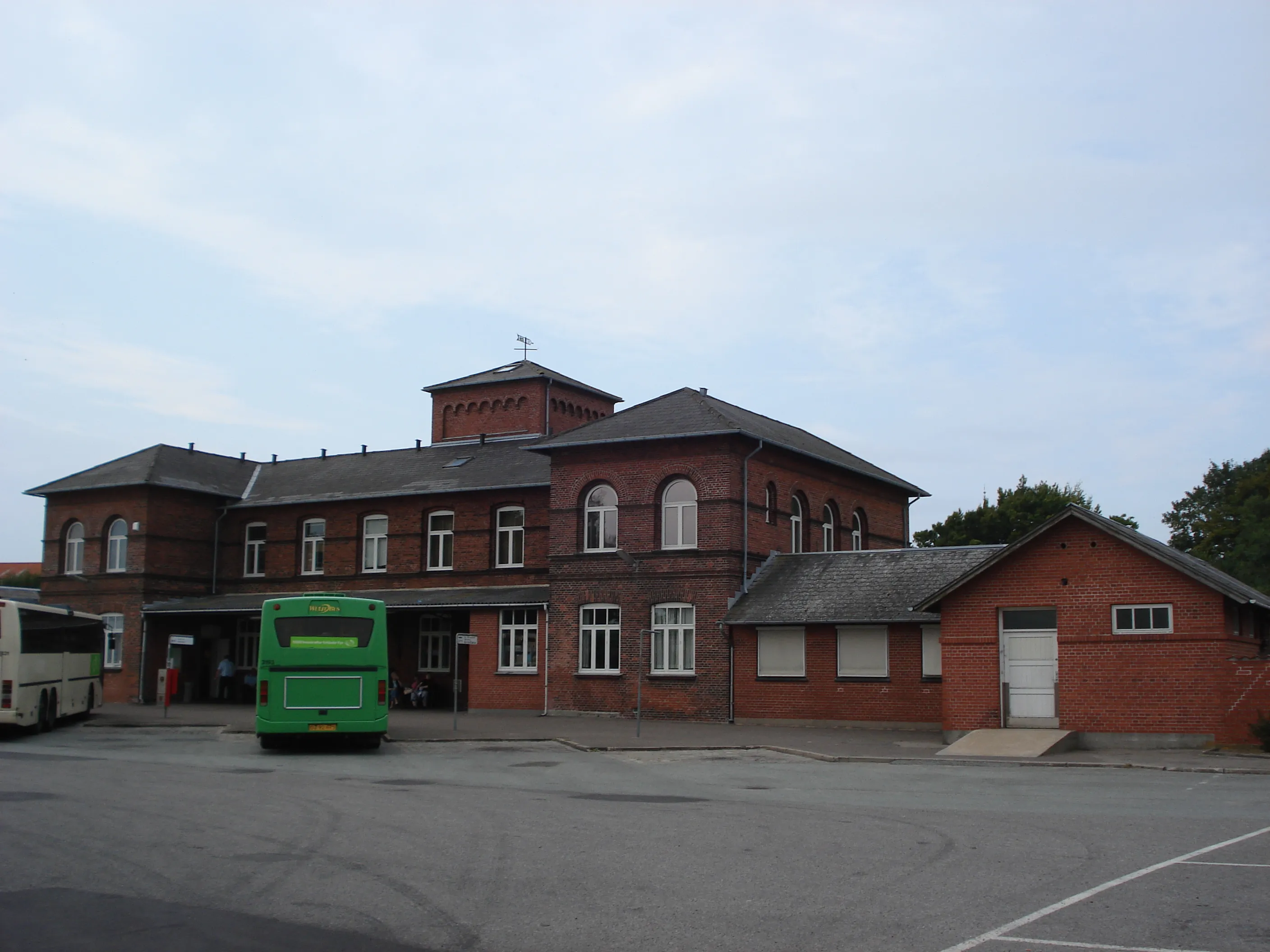 Billede af Bogense Station. Billede af Bogense Station.