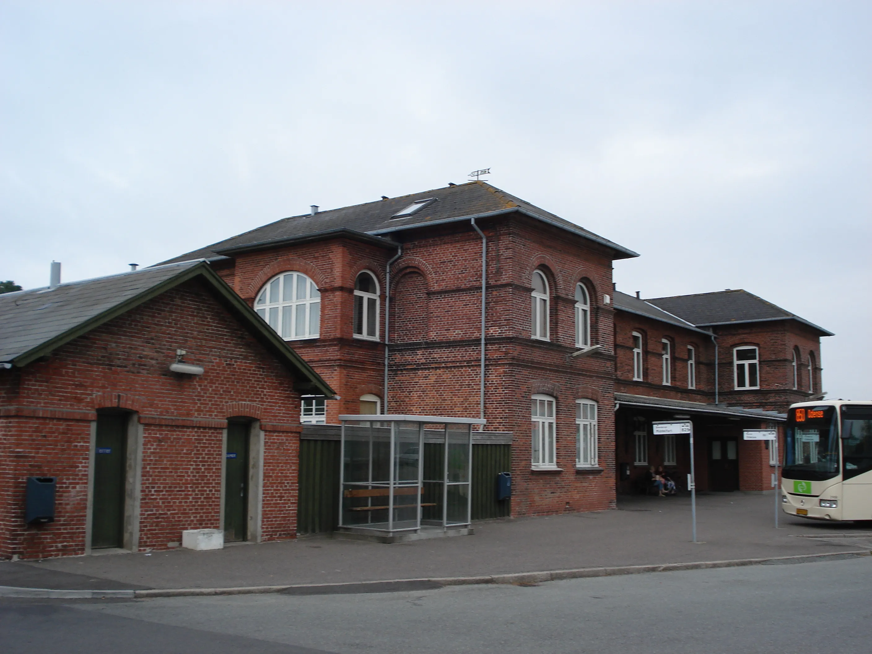 Billede af Bogense Station. Billede af Bogense Station.