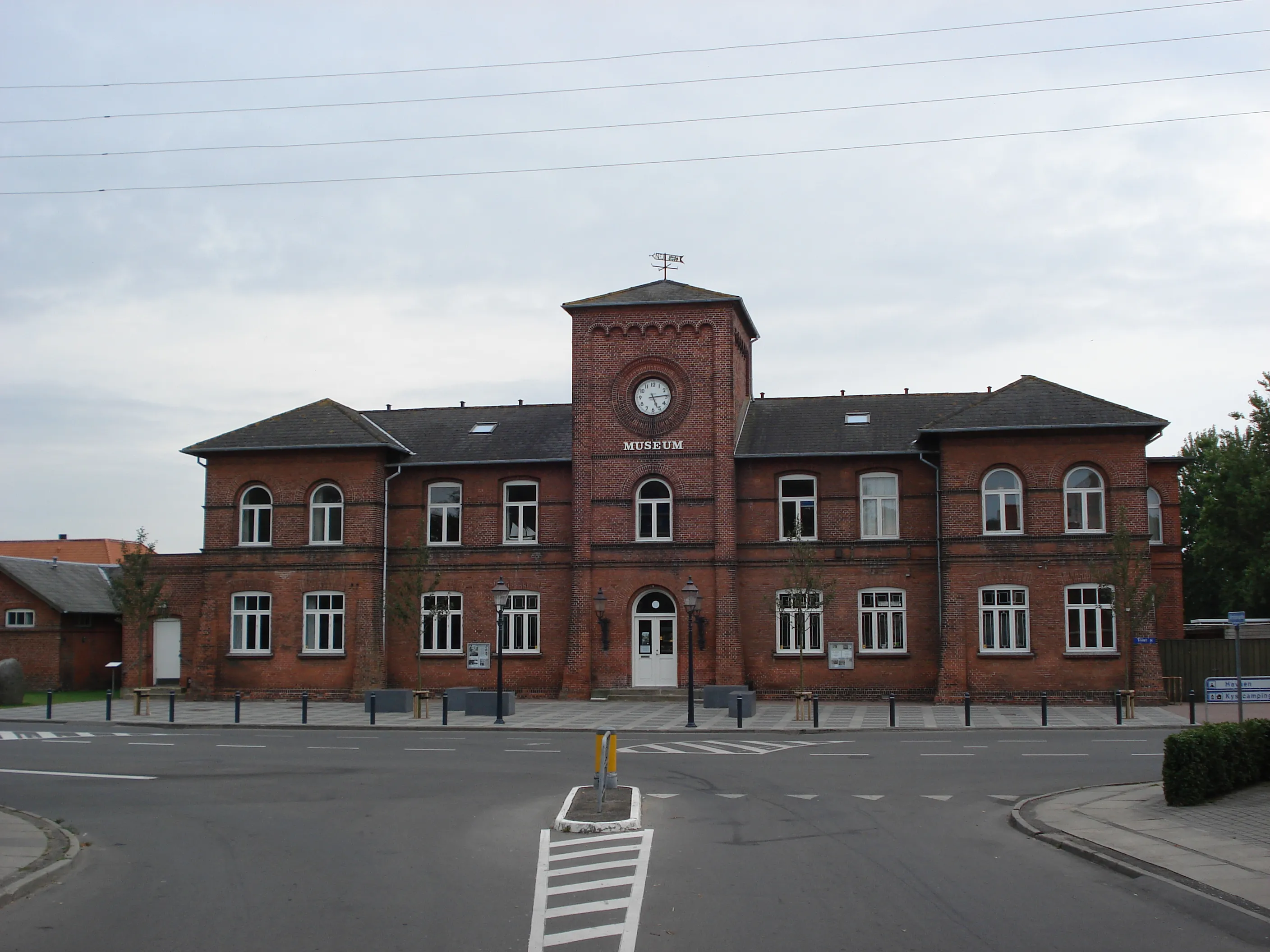 Billede af Bogense Station. Billede af Bogense Station.