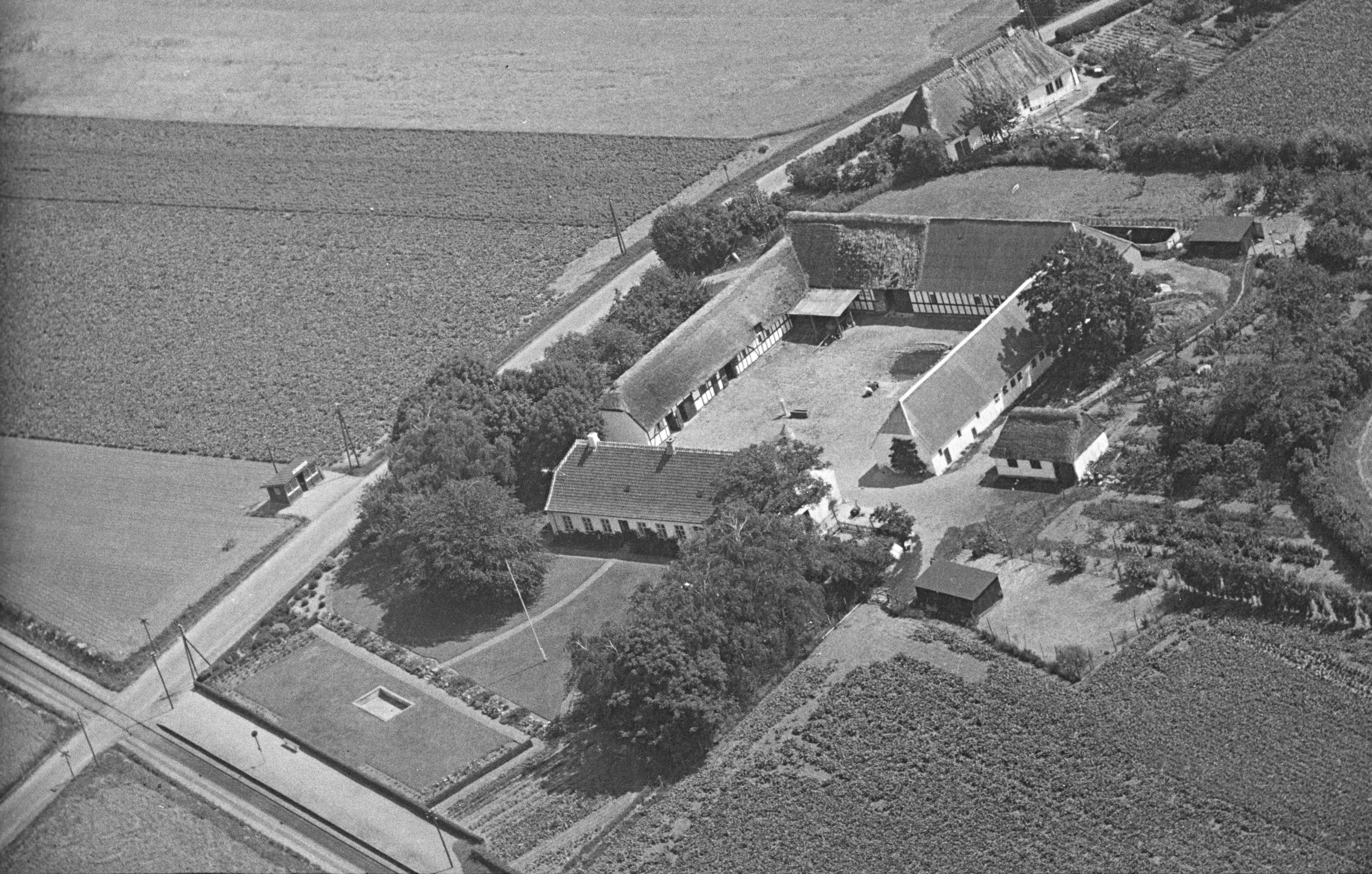 Billede af Vester Kærby Trinbræt. Billede af Vester Kærby Trinbræt.