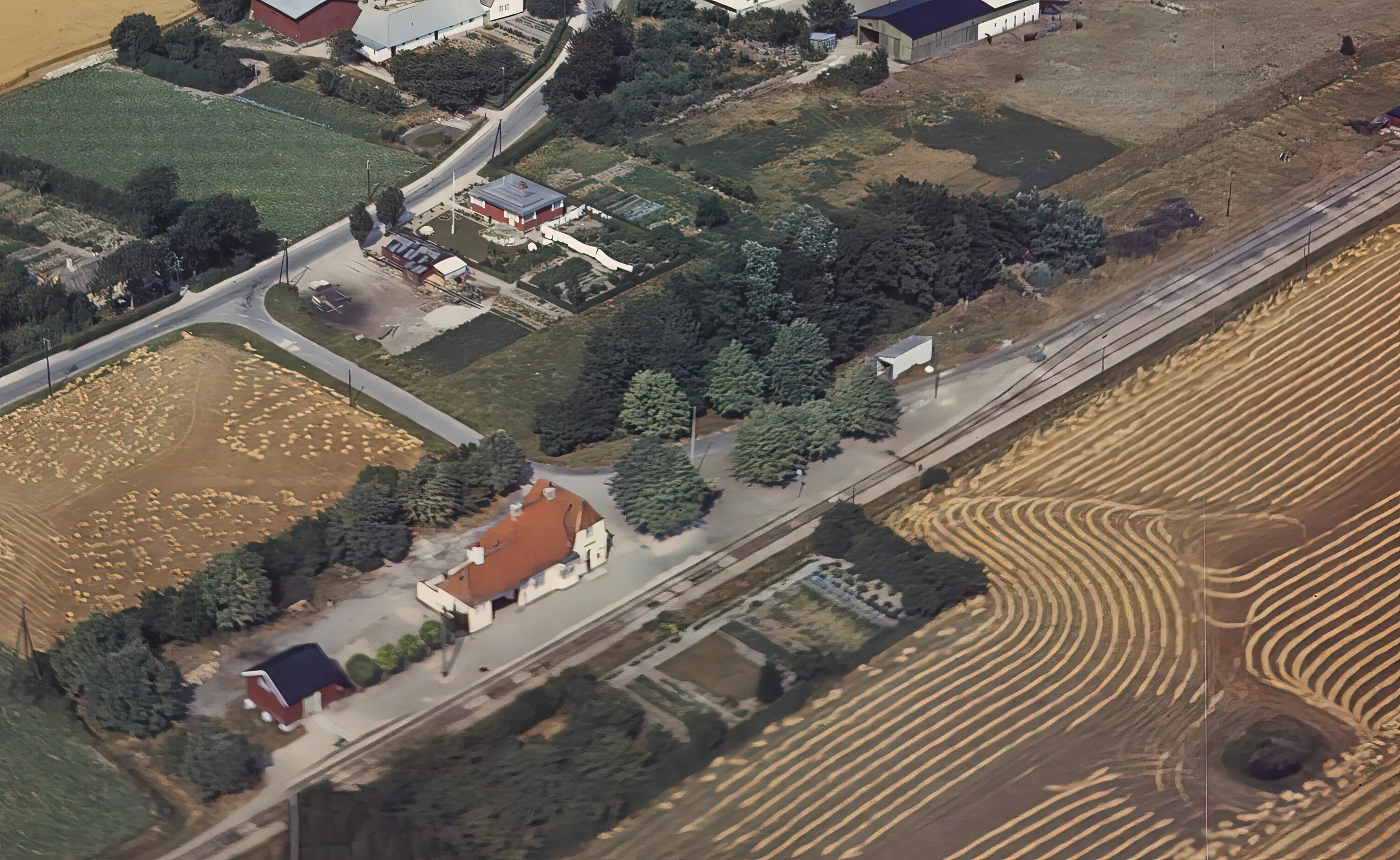 Billede af Onsevig Station. Billede af Onsevig Station.