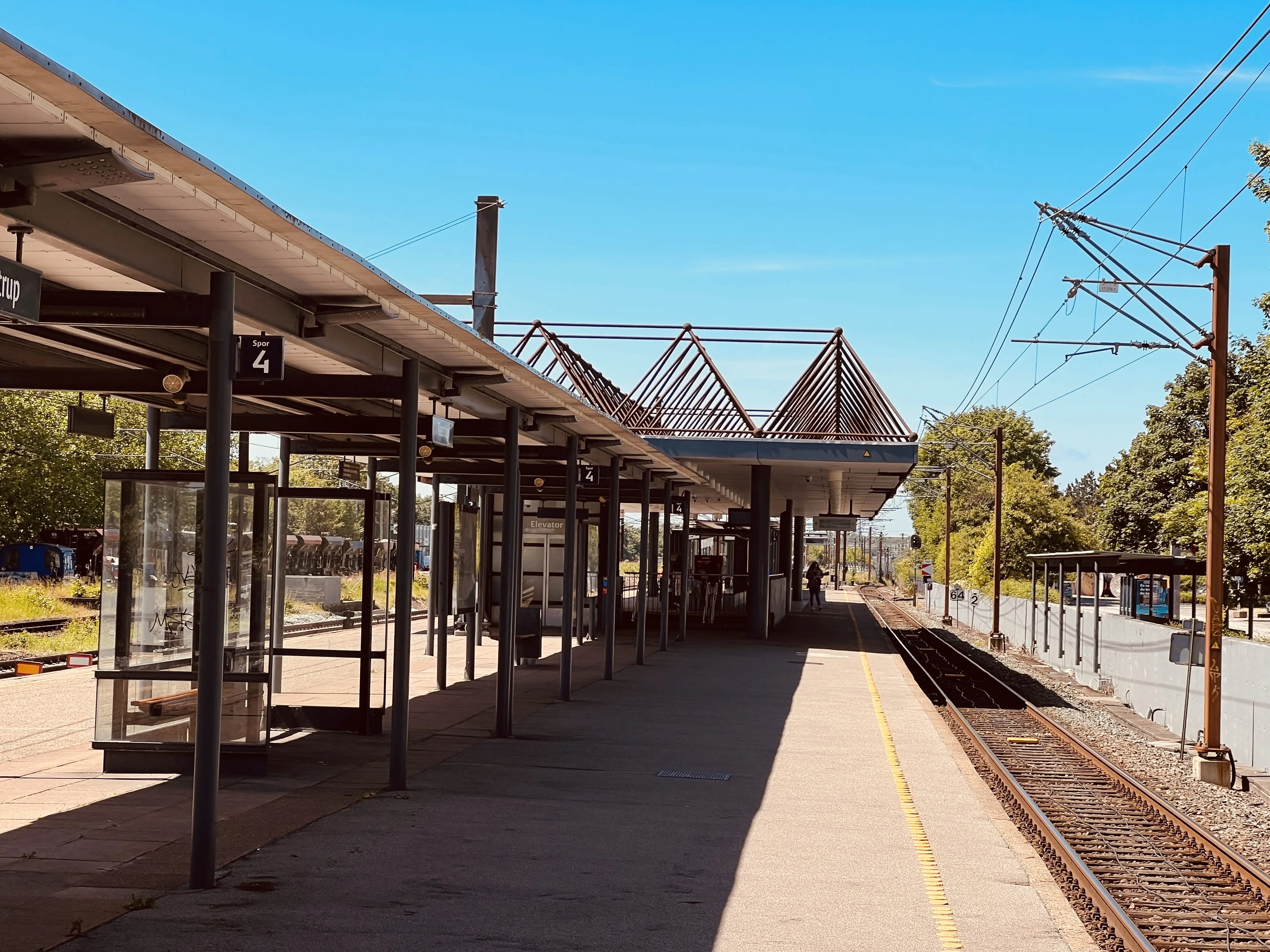 Billede af Taastrup S-togstrinbræt. Billede af Taastrup S-togstrinbræt.