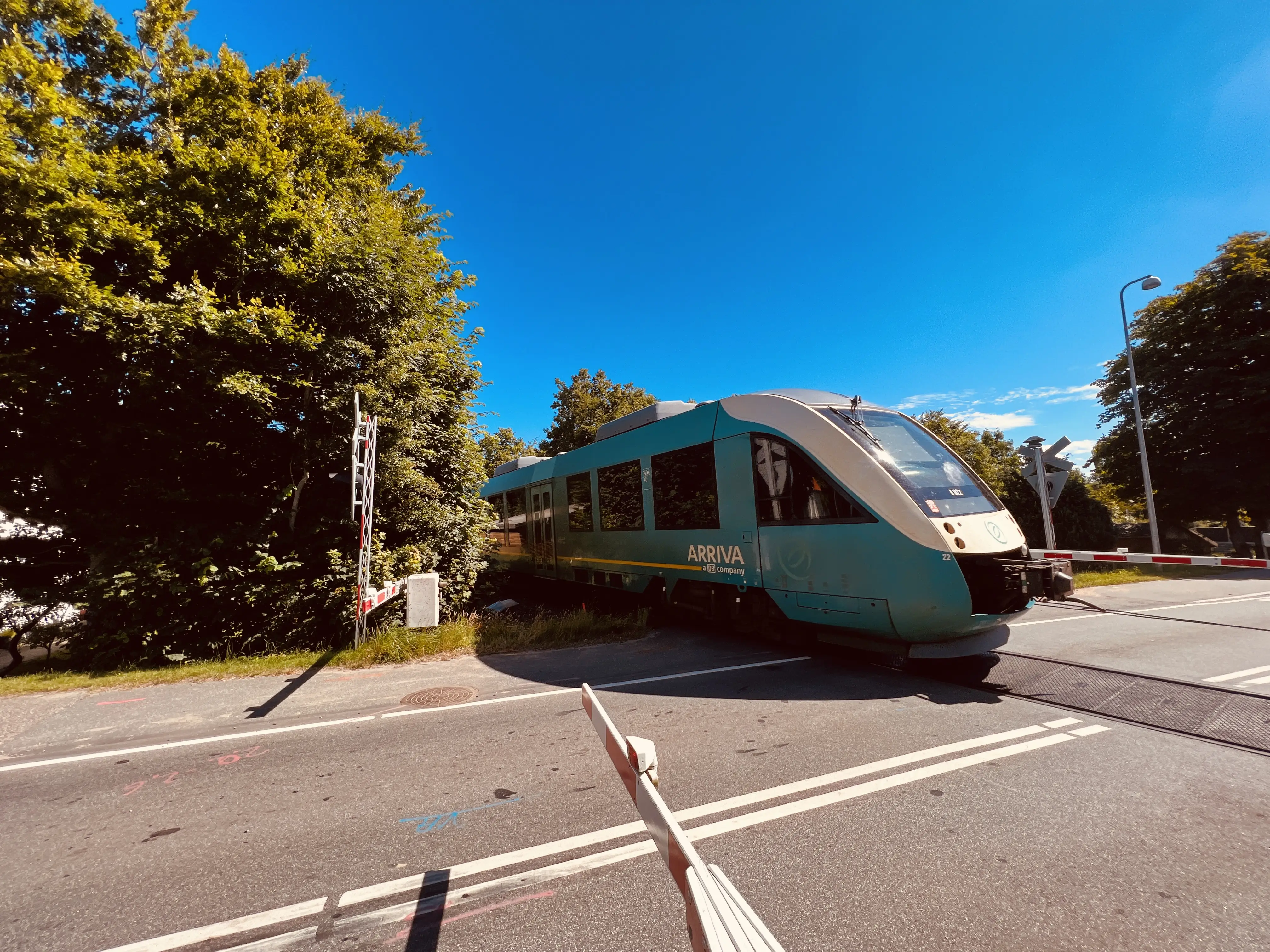 Billede af ARRIVA AR 1022 fotograferet ud for Ribe Nørremark Trinbræt. Billede af ARRIVA AR 1022 fotograferet ud for Ribe Nørremark Trinbræt.