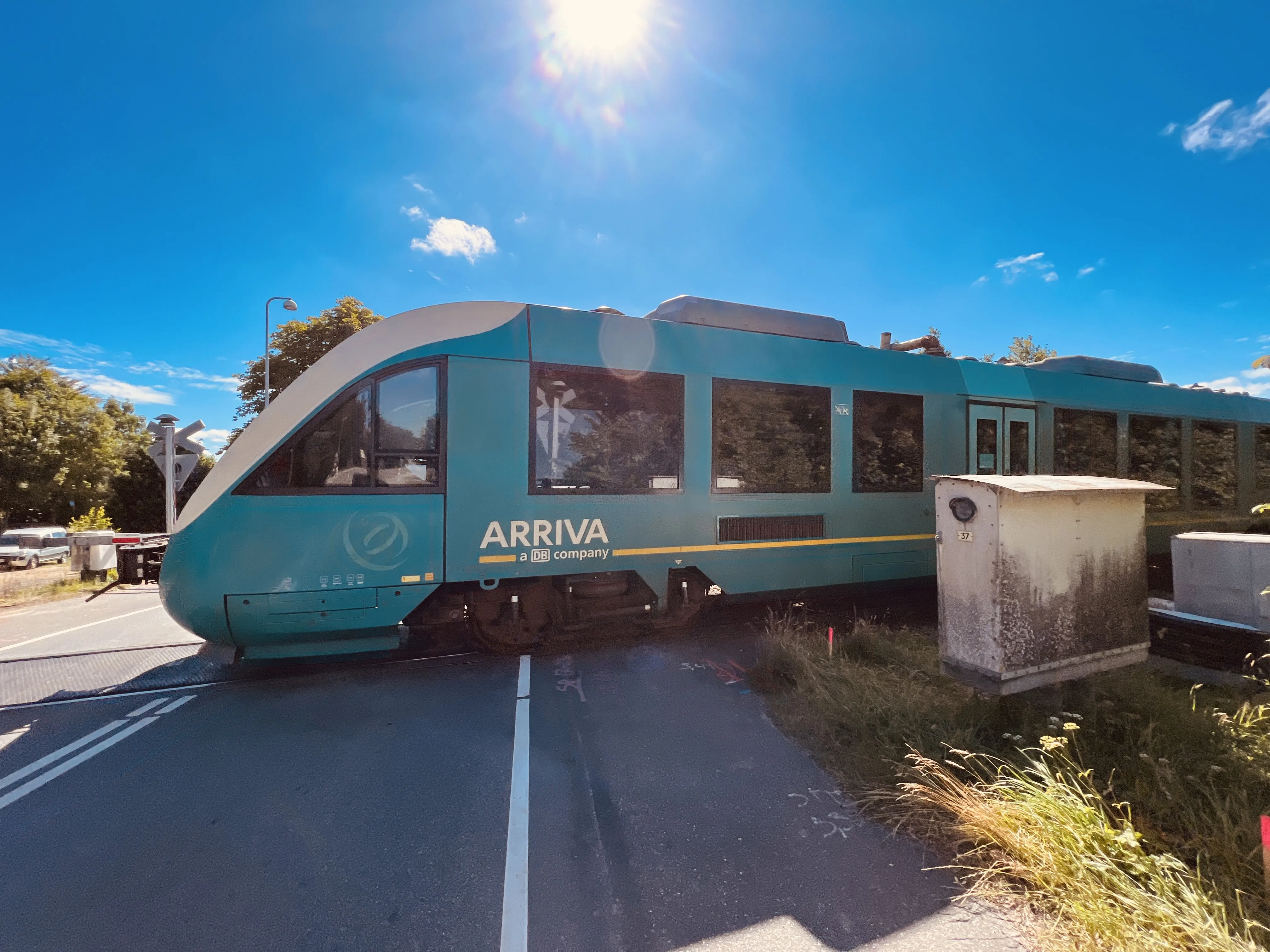 Billede af ARRIVA AR 1022 fotograferet ud for Ribe Nørremark Trinbræt. Billede af ARRIVA AR 1022 fotograferet ud for Ribe Nørremark Trinbræt.