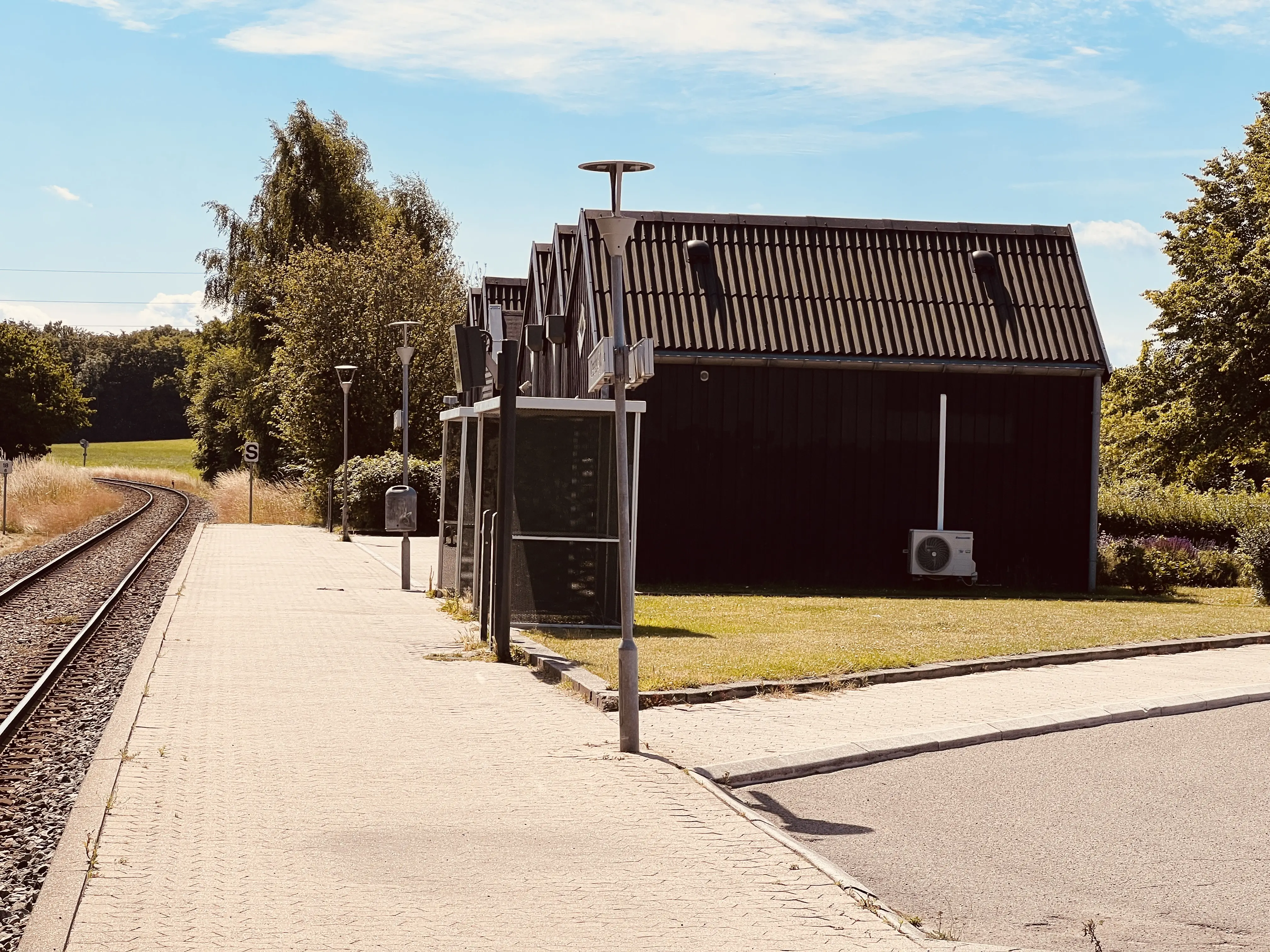 Billede af Græsted Syd Trinbræt. Billede af Græsted Syd Trinbræt.