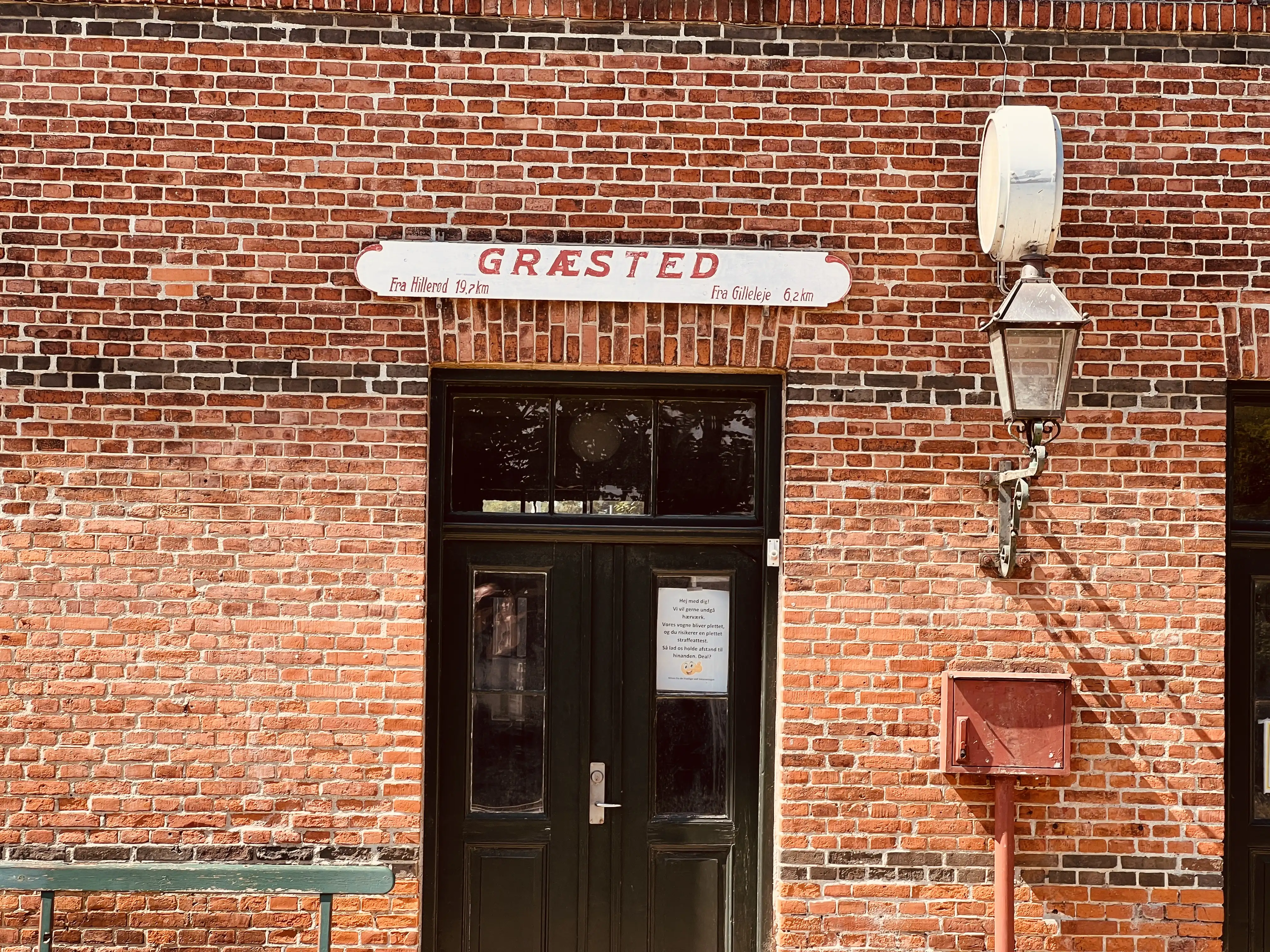 Billede af Græsted Station. Billede af Græsted Station.