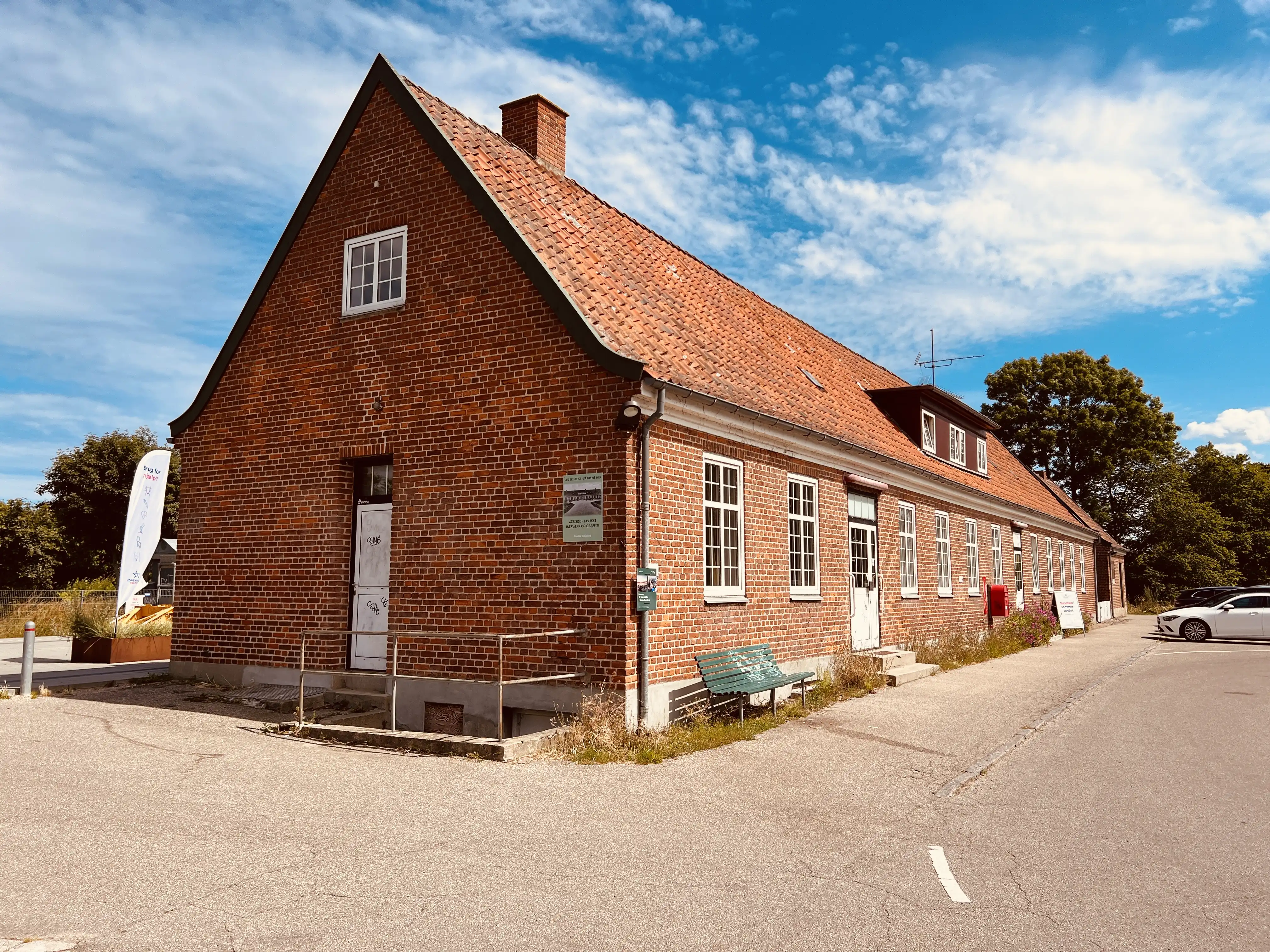 Billede af Tisvildeleje Station. Billede af Tisvildeleje Station.