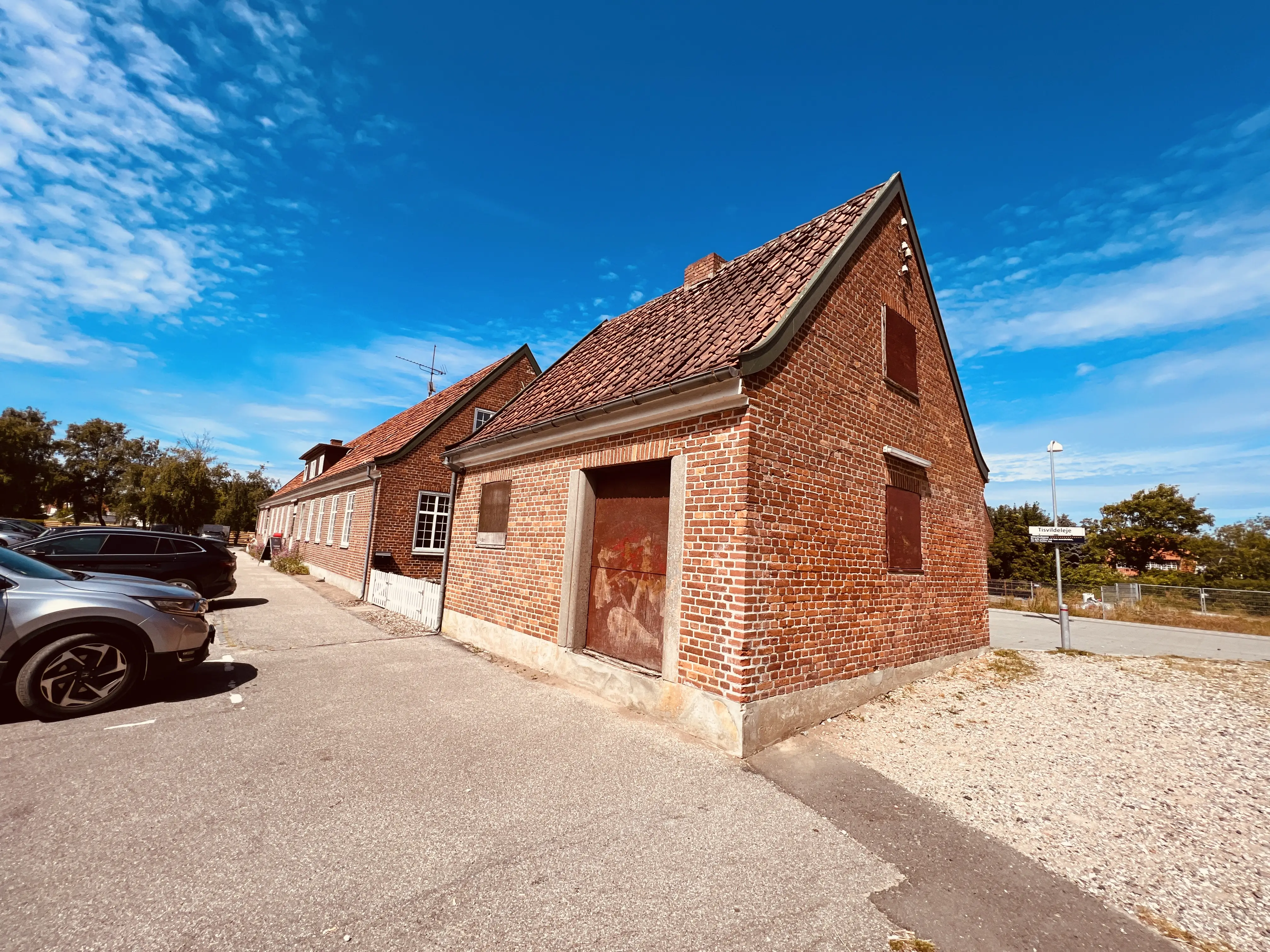 Billede af Tisvildeleje Stations retirade. Billede af Tisvildeleje Stations retirade.