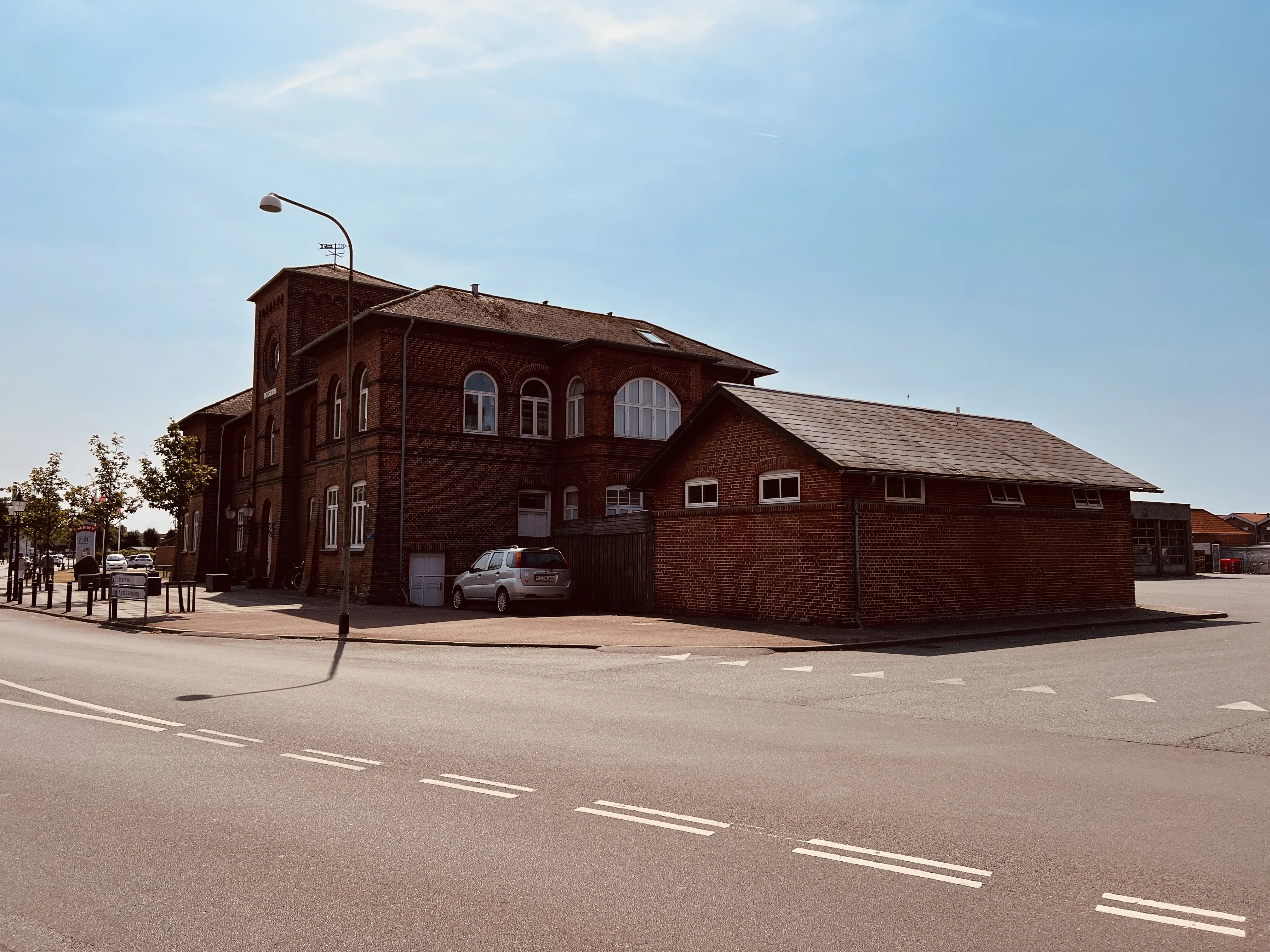 Billede af Bogense Station. Billede af Bogense Station.