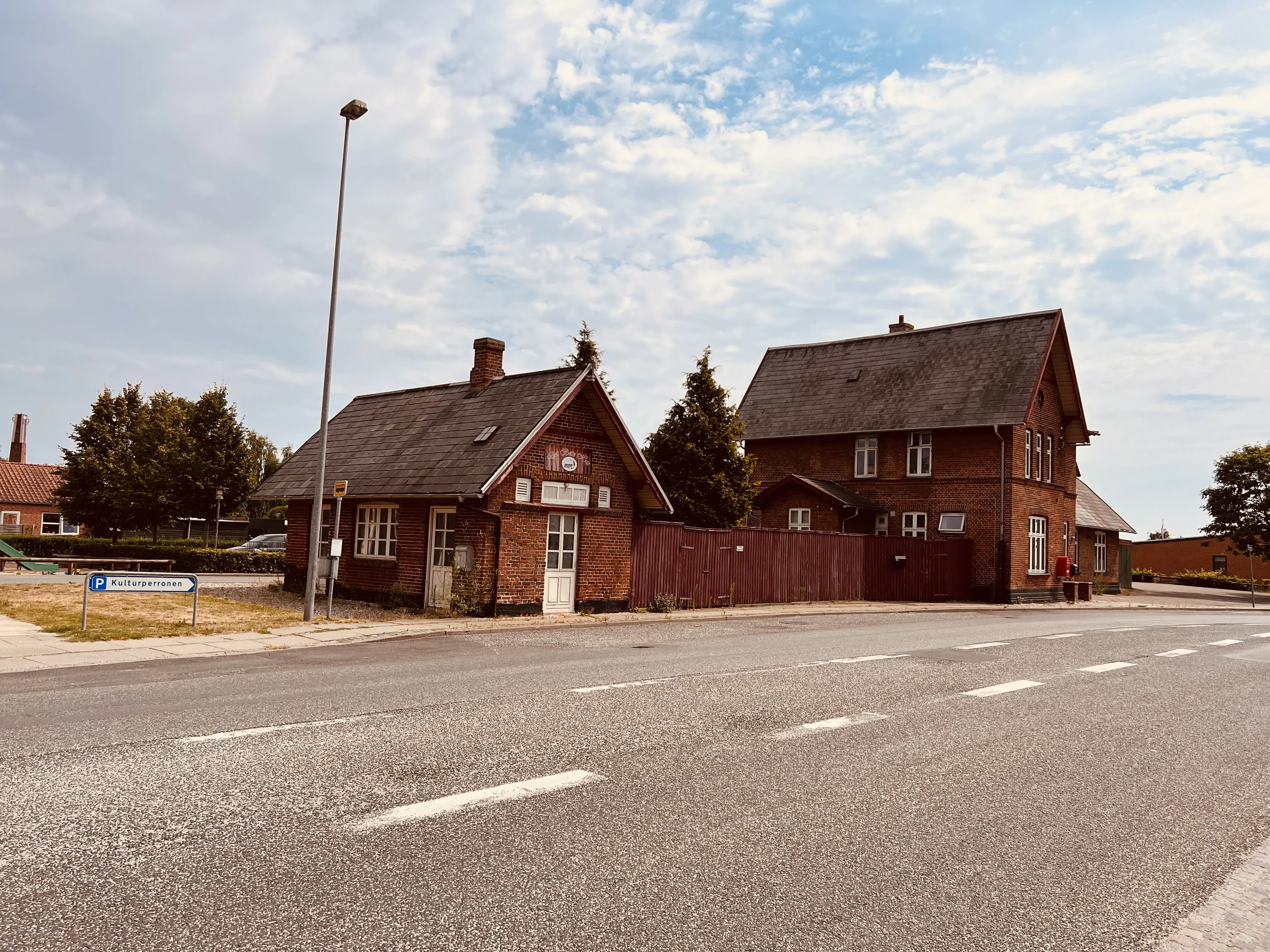 Billede af Auning Station. Billede af Auning Station.