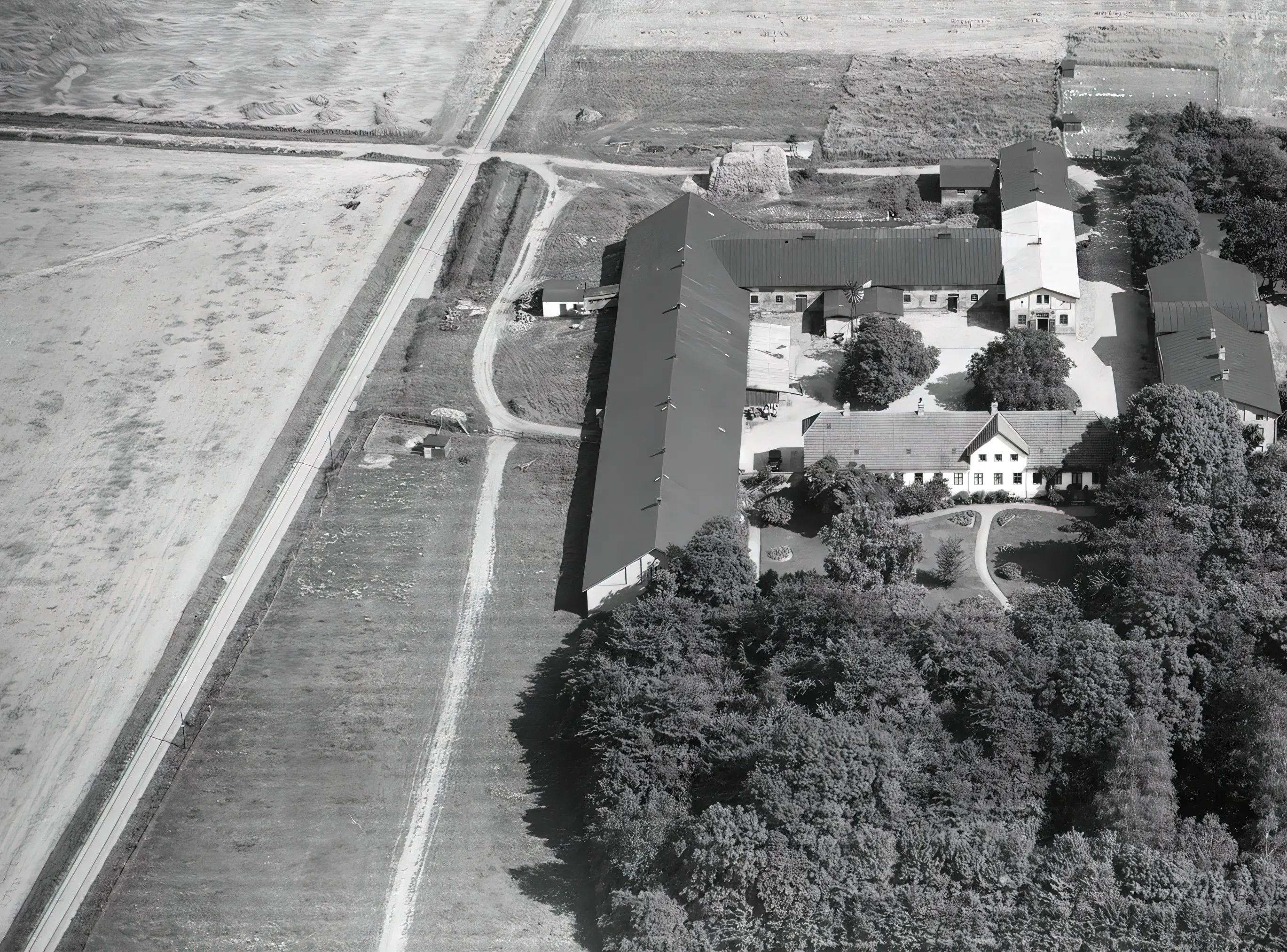 Billede af Ottestrup Trinbræt med Sidespor før der kom et venteskur op.