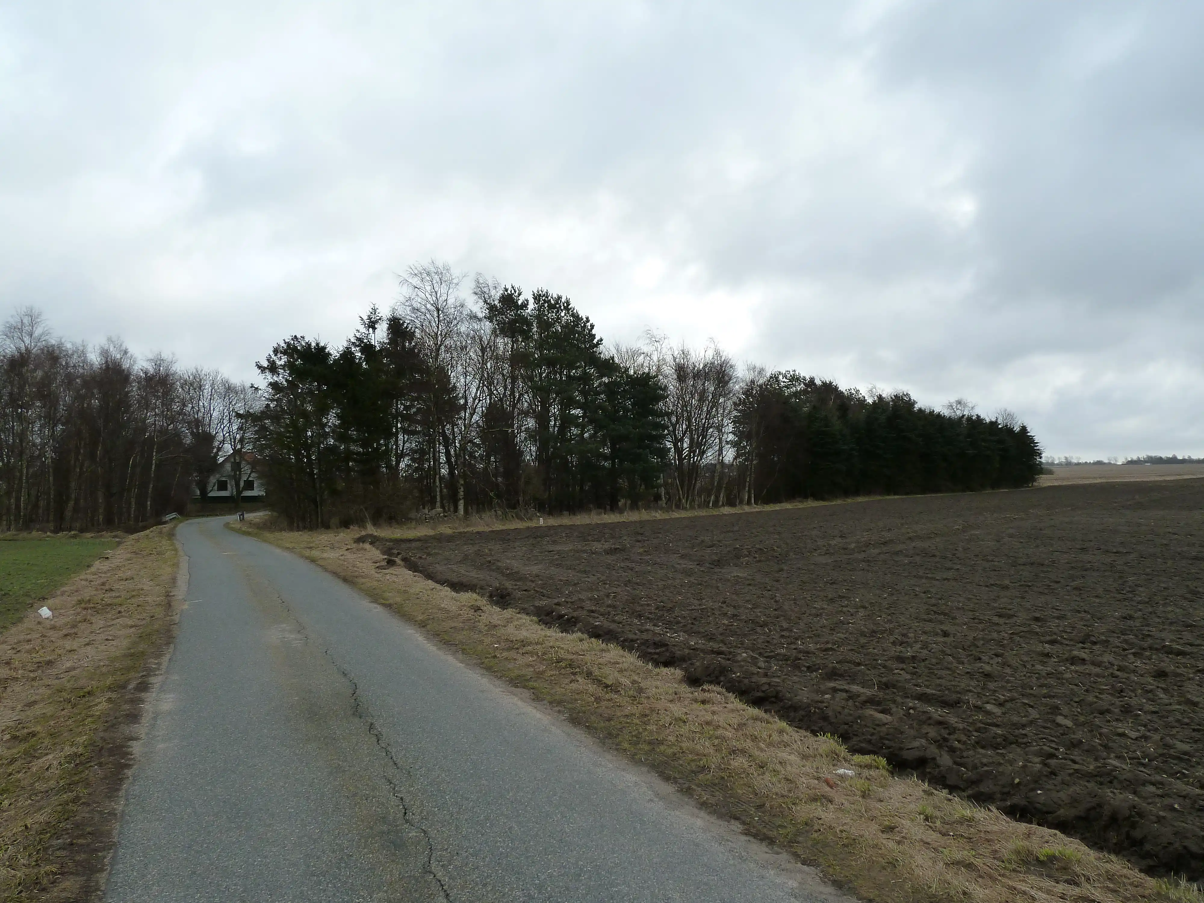 Billede af Haugbyrd Trinbræt. Billede af Haugbyrd Trinbræt.