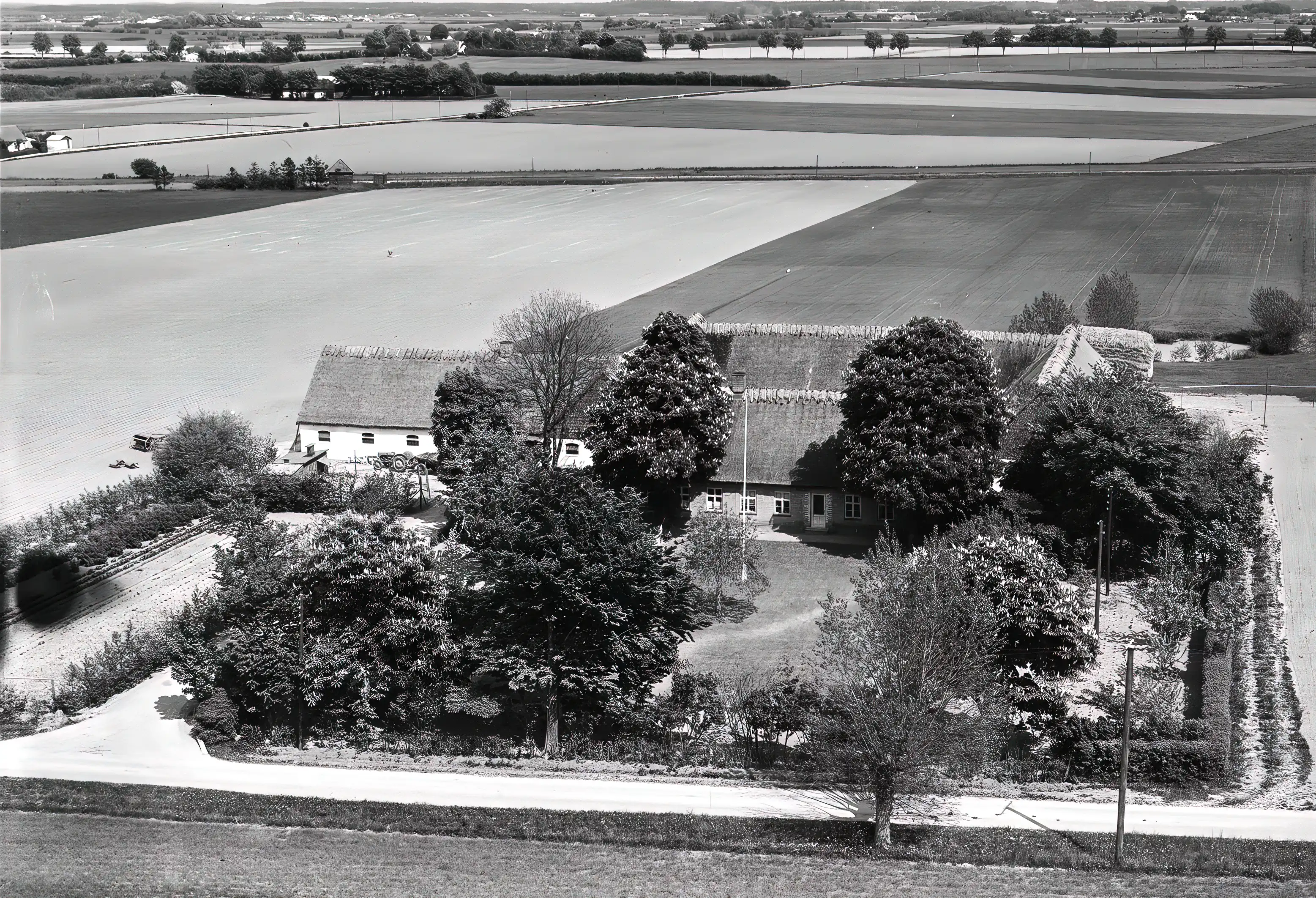 Billede af Haugbyrd Trinbræt. Billede af Haugbyrd Trinbræt.