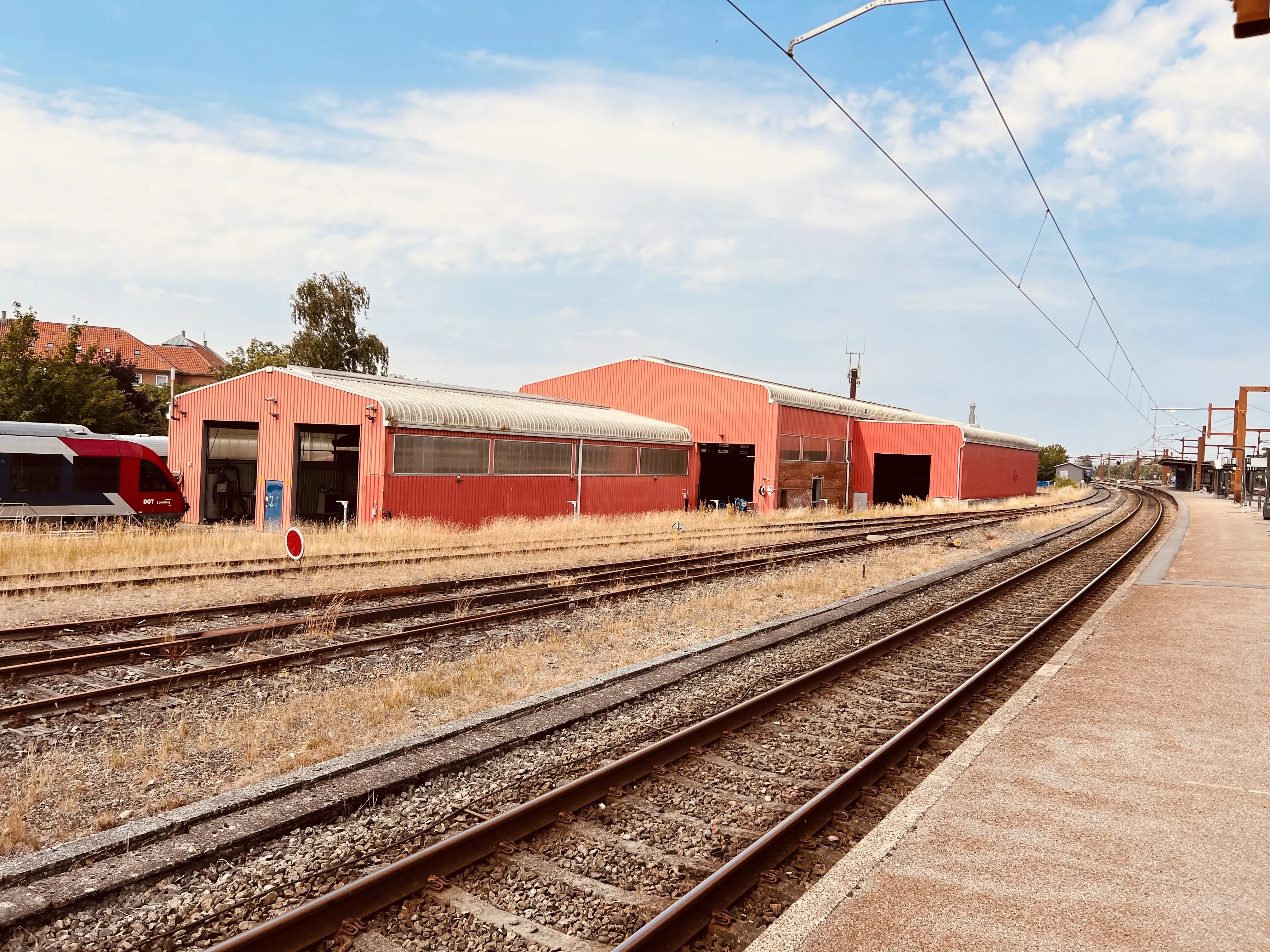 Billede af Lokaltogs remise ved Holbæk Station.