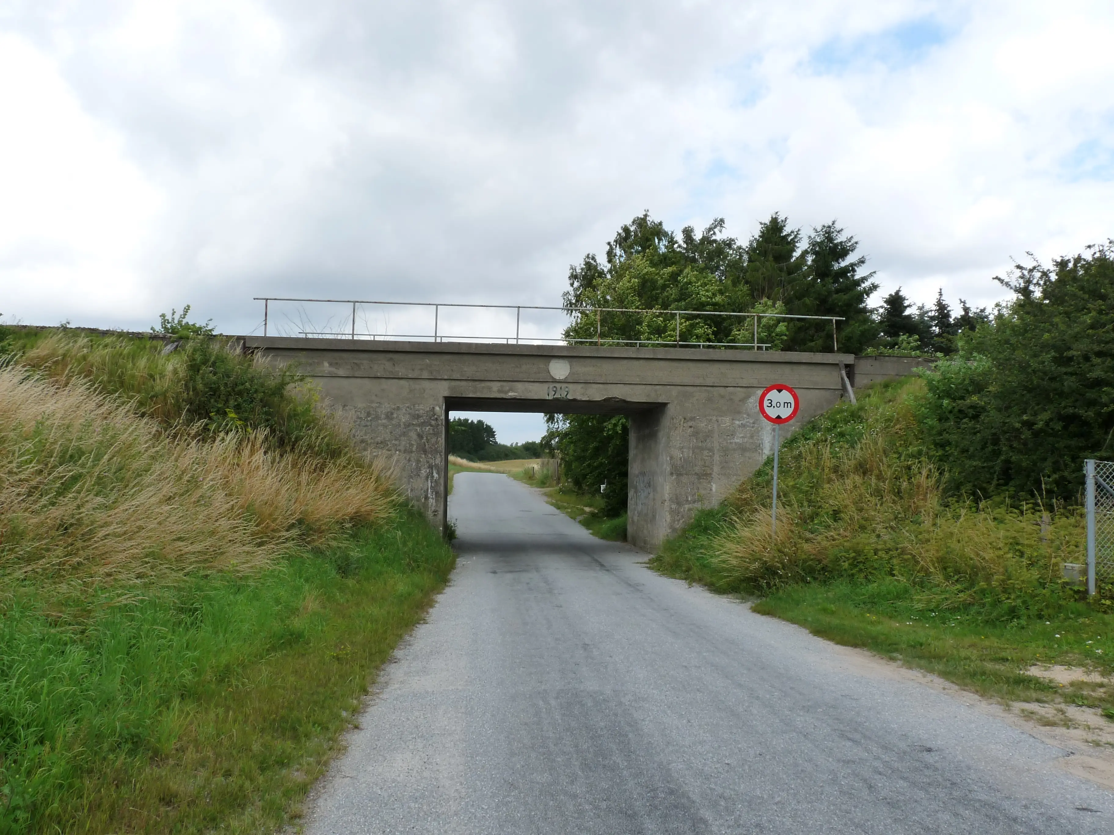 Billede af Kisserup Trinbræt - Trinbræt er nedrevet, men Kisserup Trinbræt har ligget her. Billede af Kisserup Trinbræt - Trinbræt er nedrevet, men Kisserup Trinbræt har ligget her.