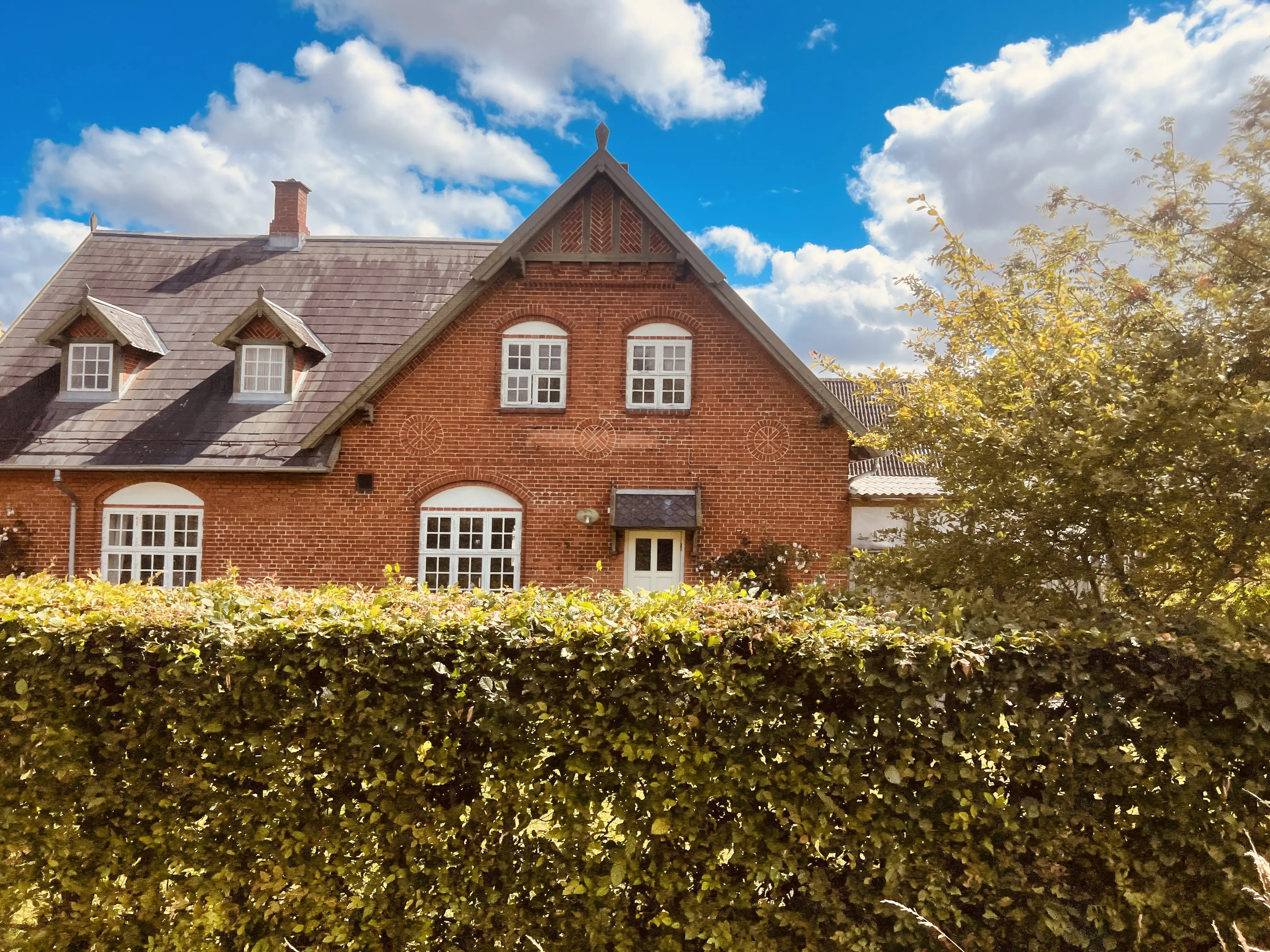 Billede af Vedde Station.