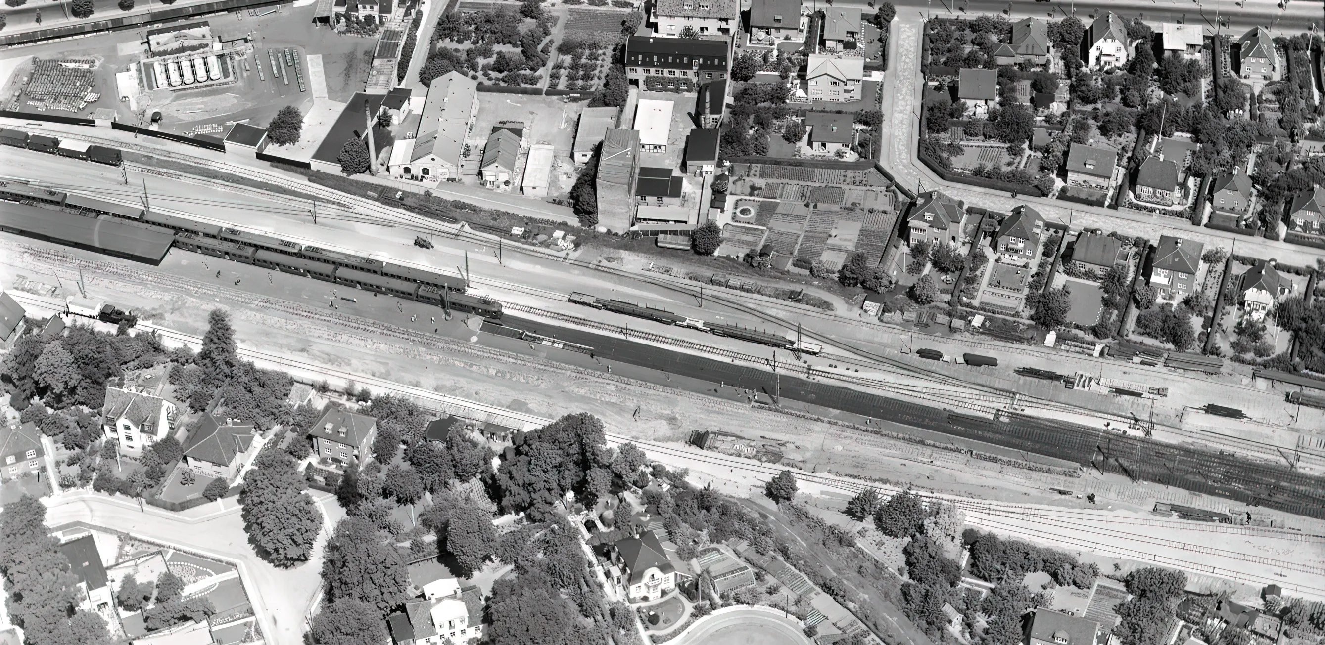 Billede af Vanløse Station med s-tog. Billede af Vanløse Station med s-tog.