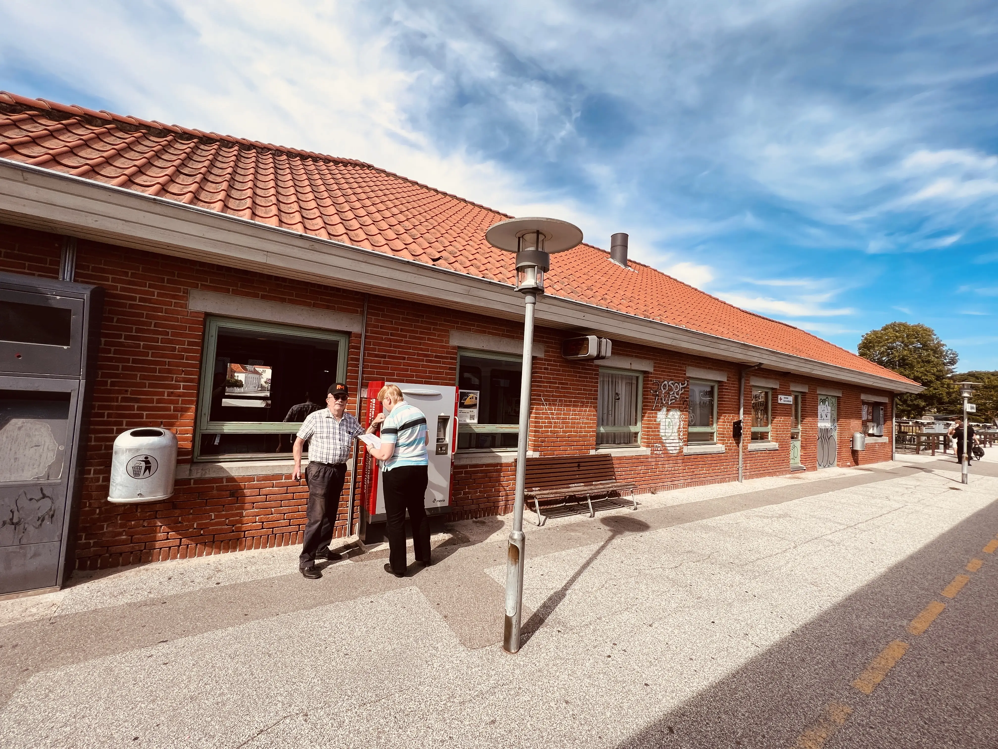 Billede af Sakskøbing Station. Billede af Sakskøbing Station.