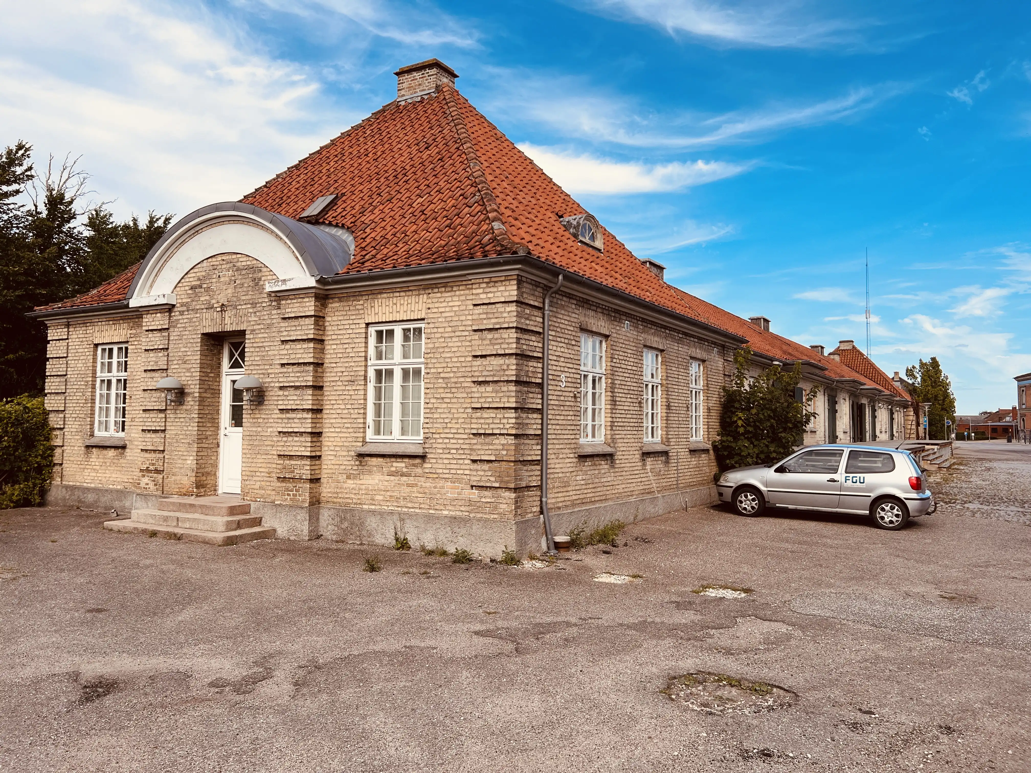 Billede af Maribo Stations varehus.