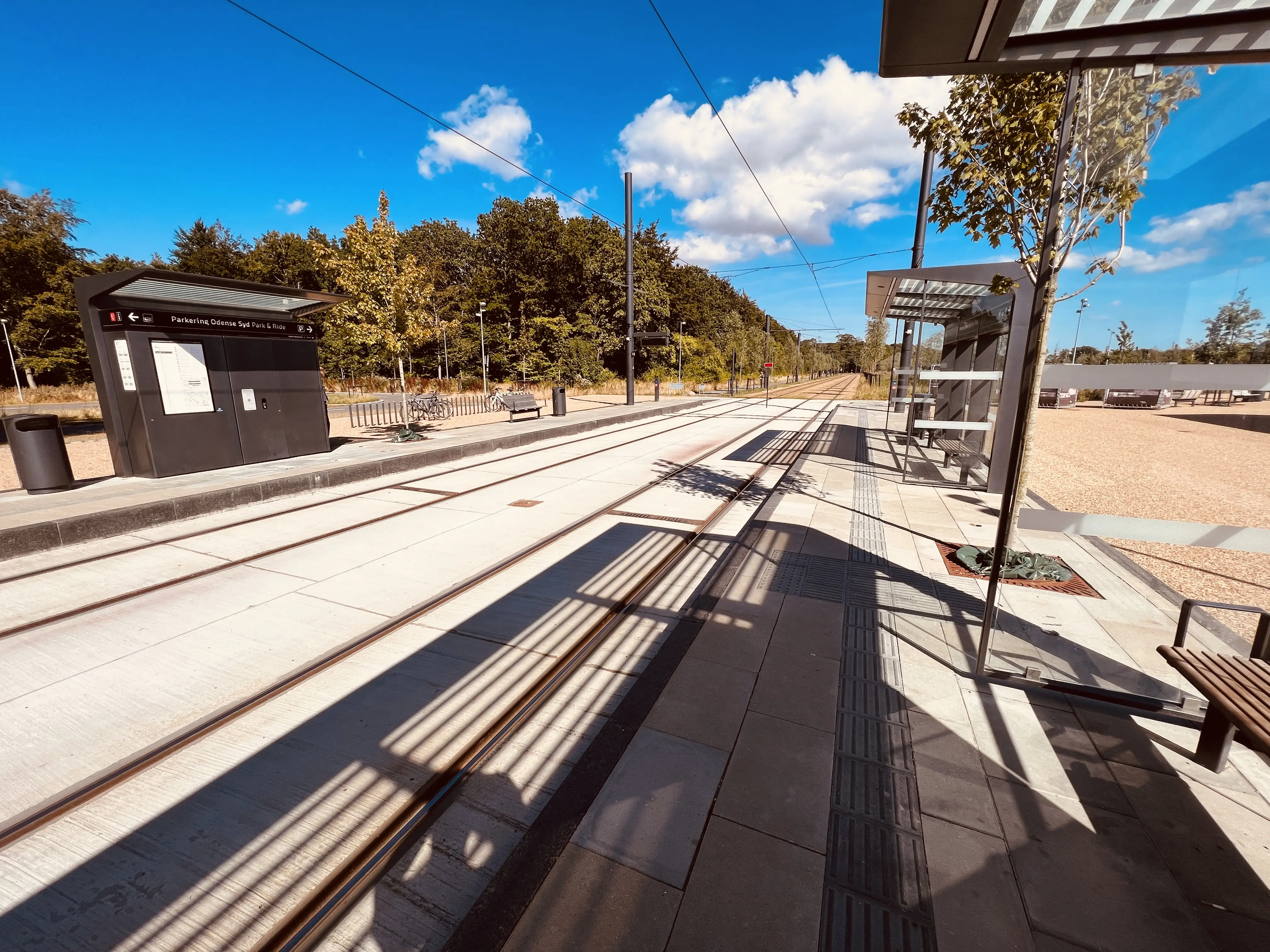 Billede af Parkering Odense Syd Letbanestation. Billede af Parkering Odense Syd Letbanestation.