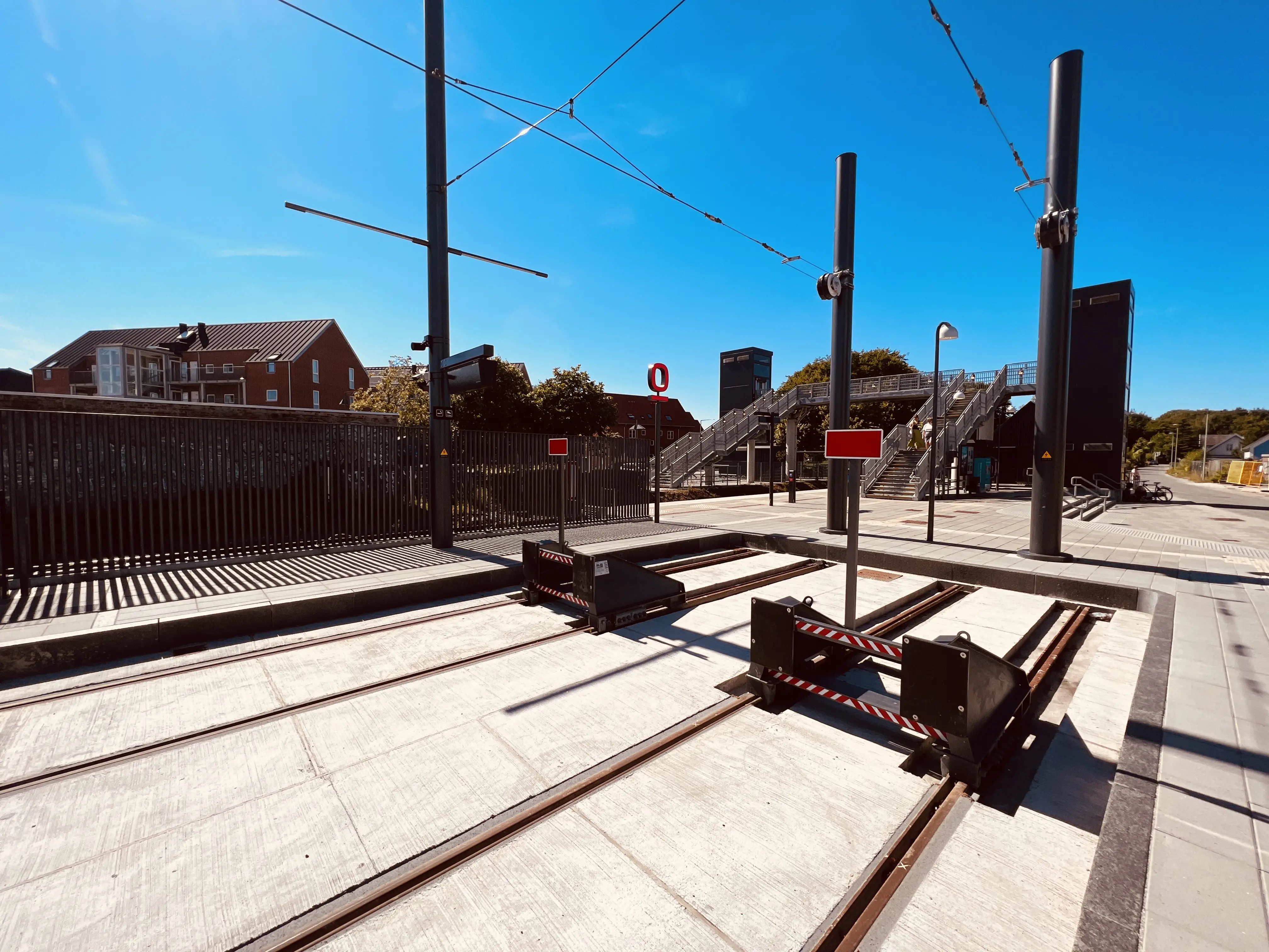 Billede af Hjallese Letbanestation.