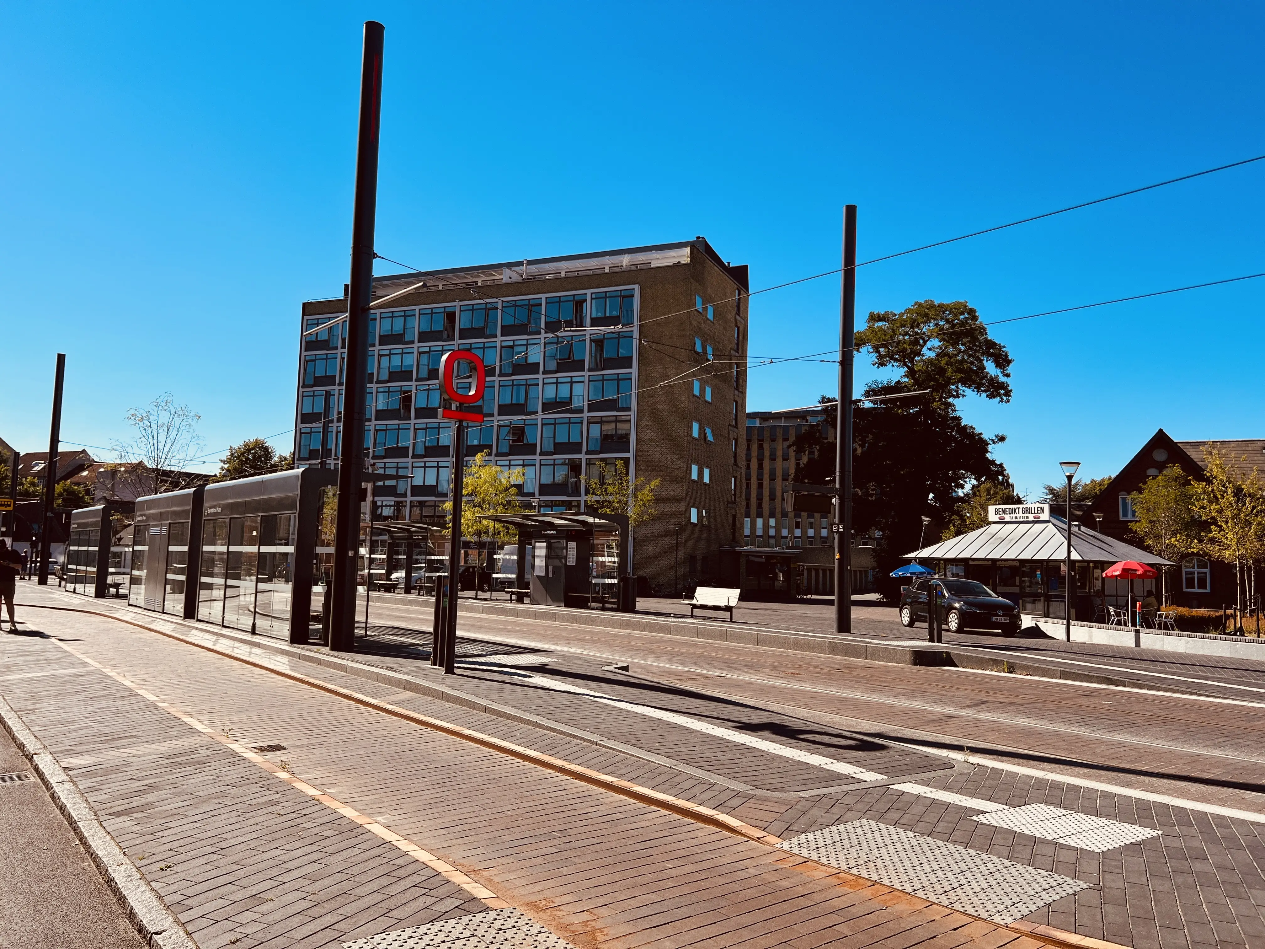 Billede af Benedikts Plads Letbanestation. Billede af Benedikts Plads Letbanestation.