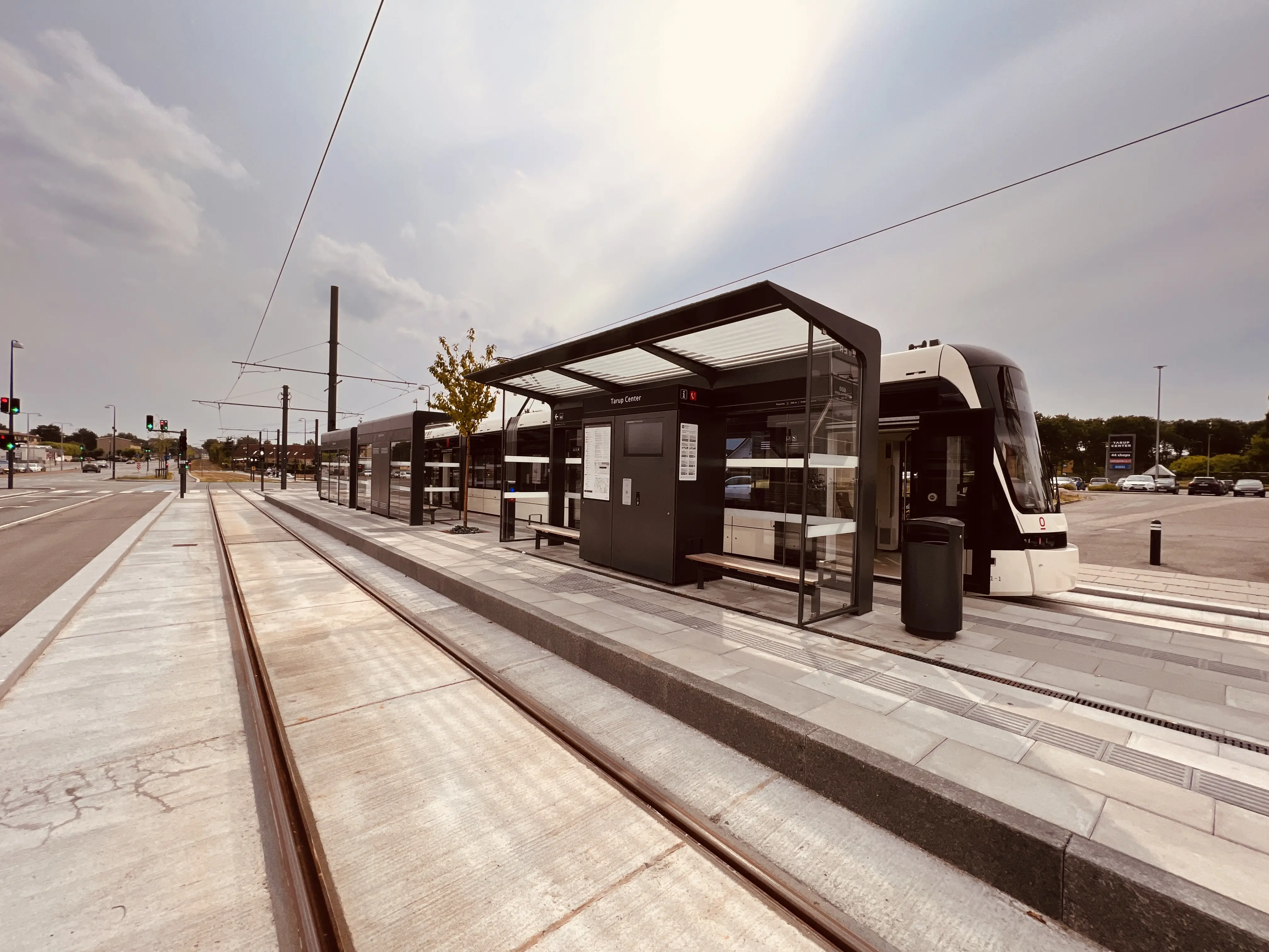 Billede af Tarup Center Letbanestation.