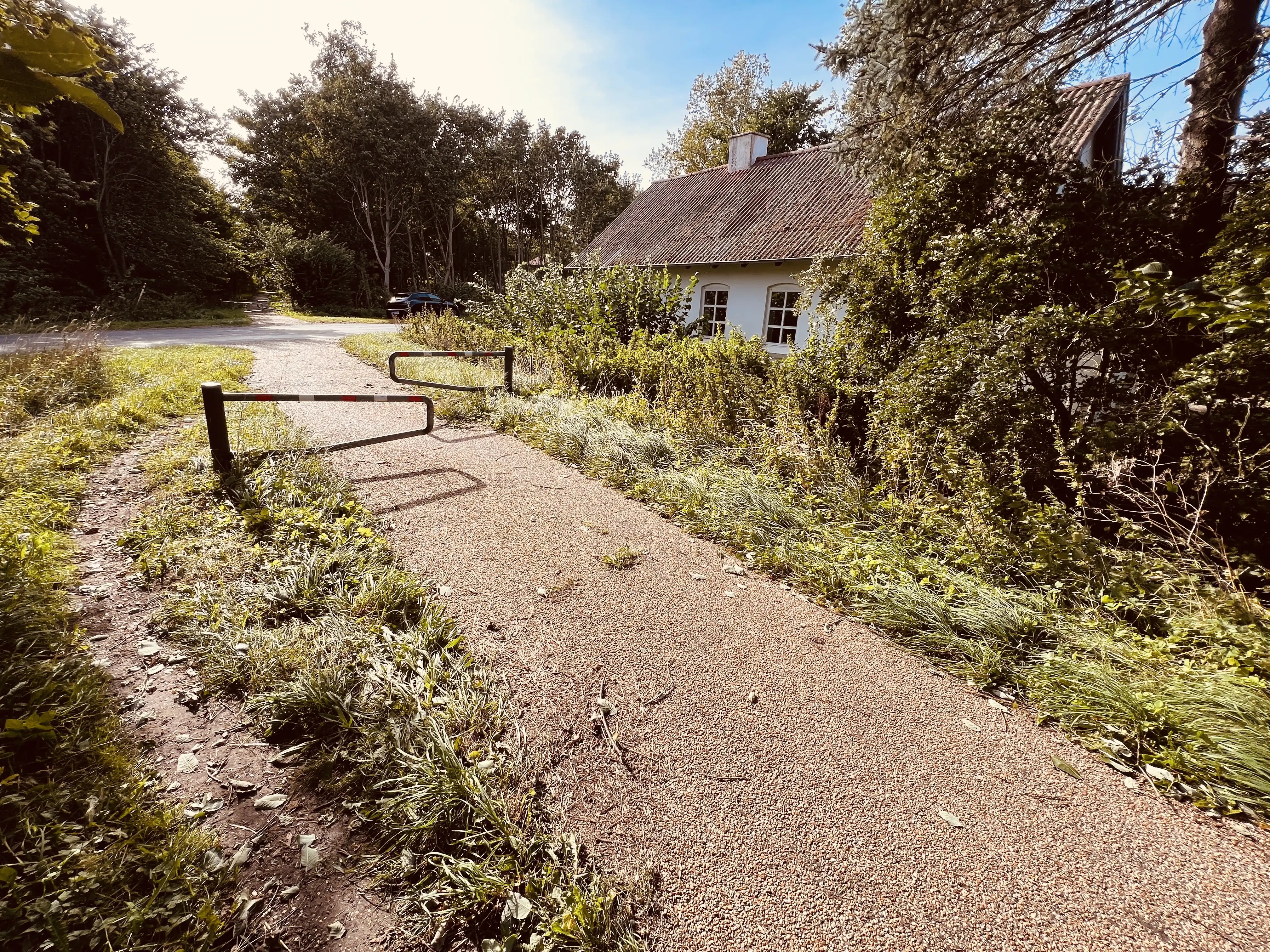 Billede af Louisendal Trinbræt - Trinbræt er nedrevet, men Louisendal Trinbræt har ligget her. Billede af Louisendal Trinbræt - Trinbræt er nedrevet, men Louisendal Trinbræt har ligget her.