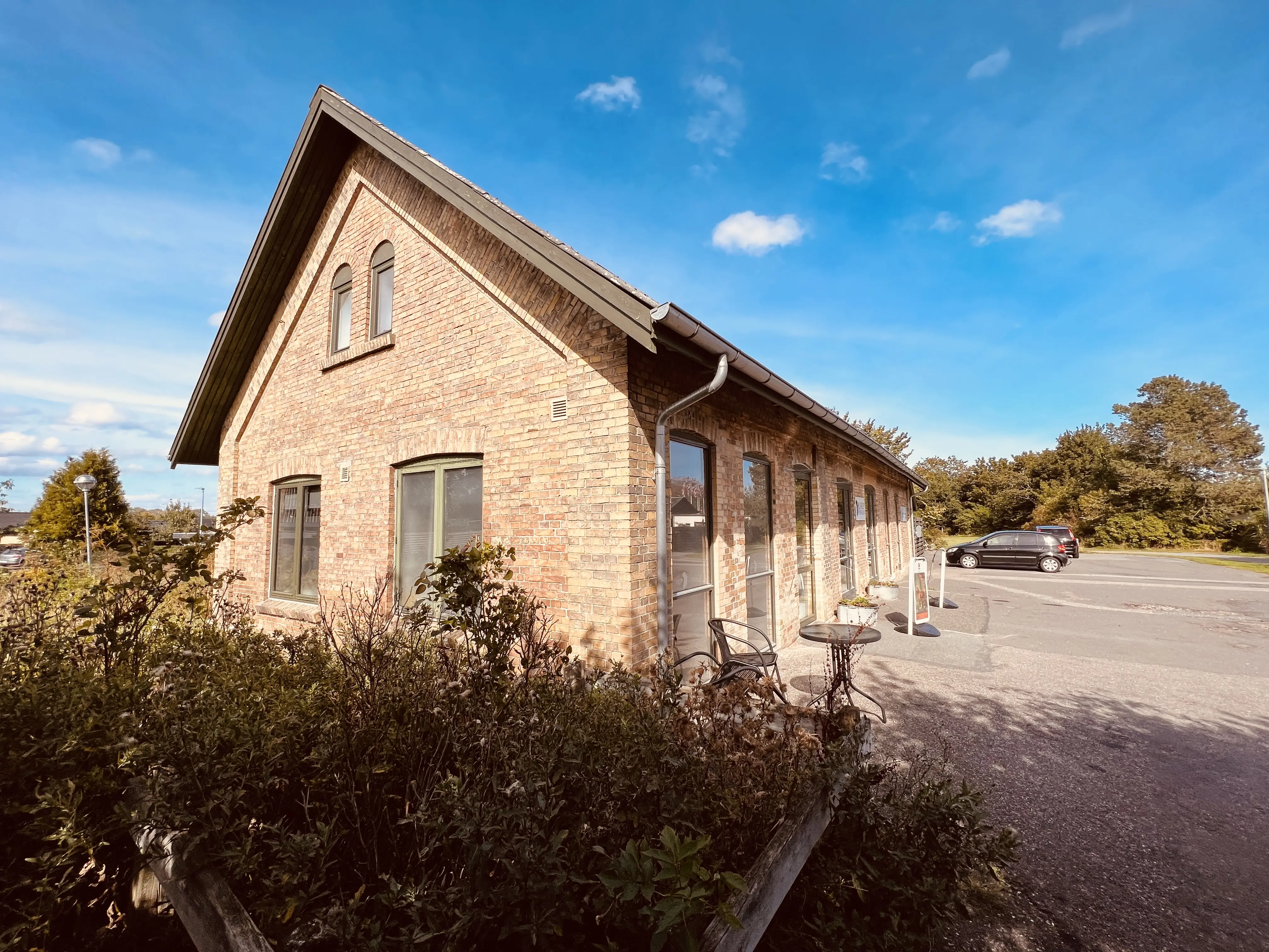 Billede af Klarup Station. Billede af Klarup Station.