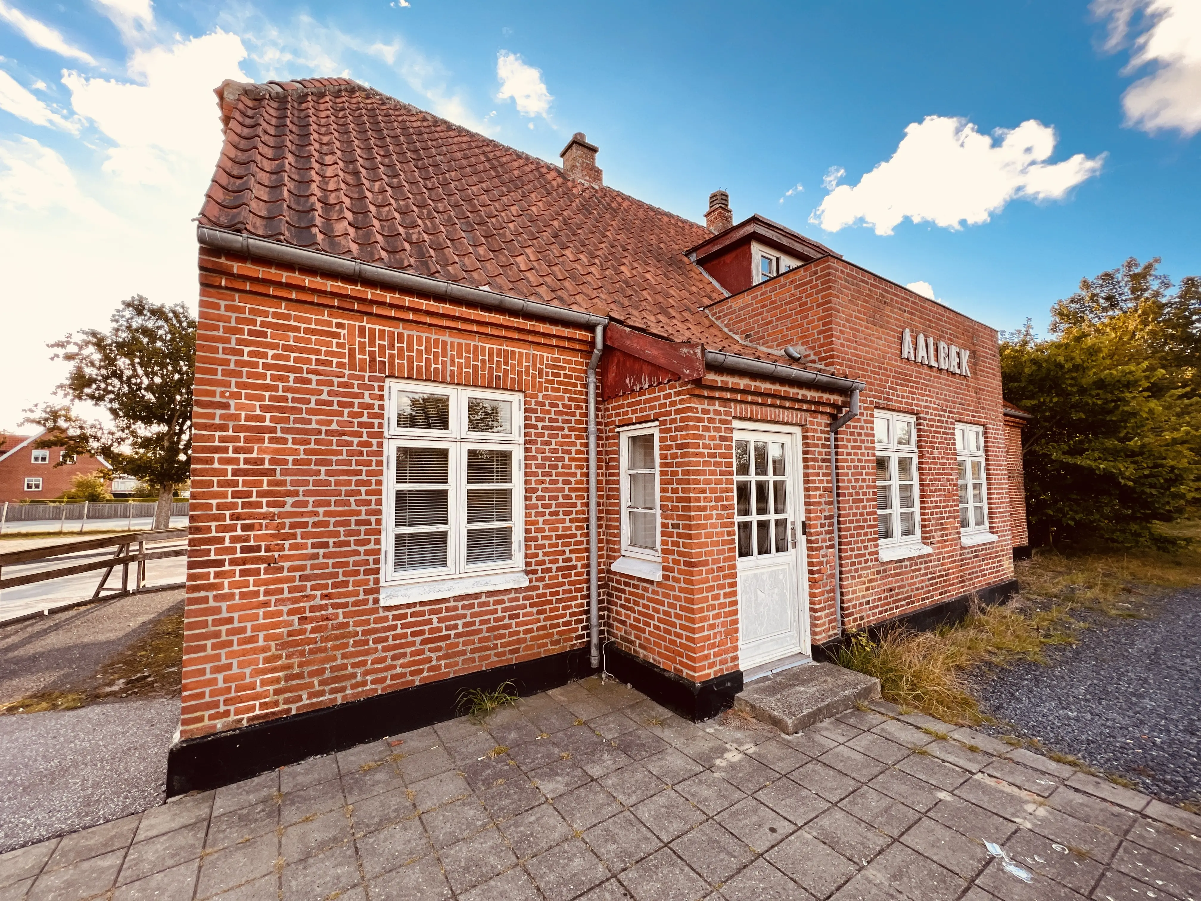 Billede af Ålbæk Station.