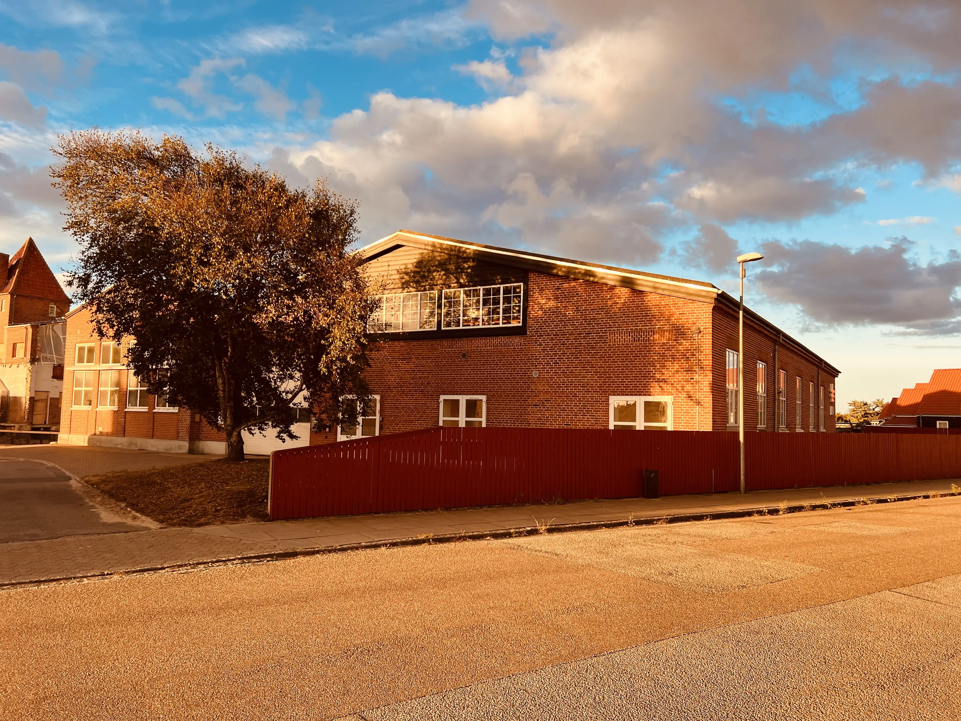 Billede af Skagen Stations nye remise. Billede af Skagen Stations nye remise.