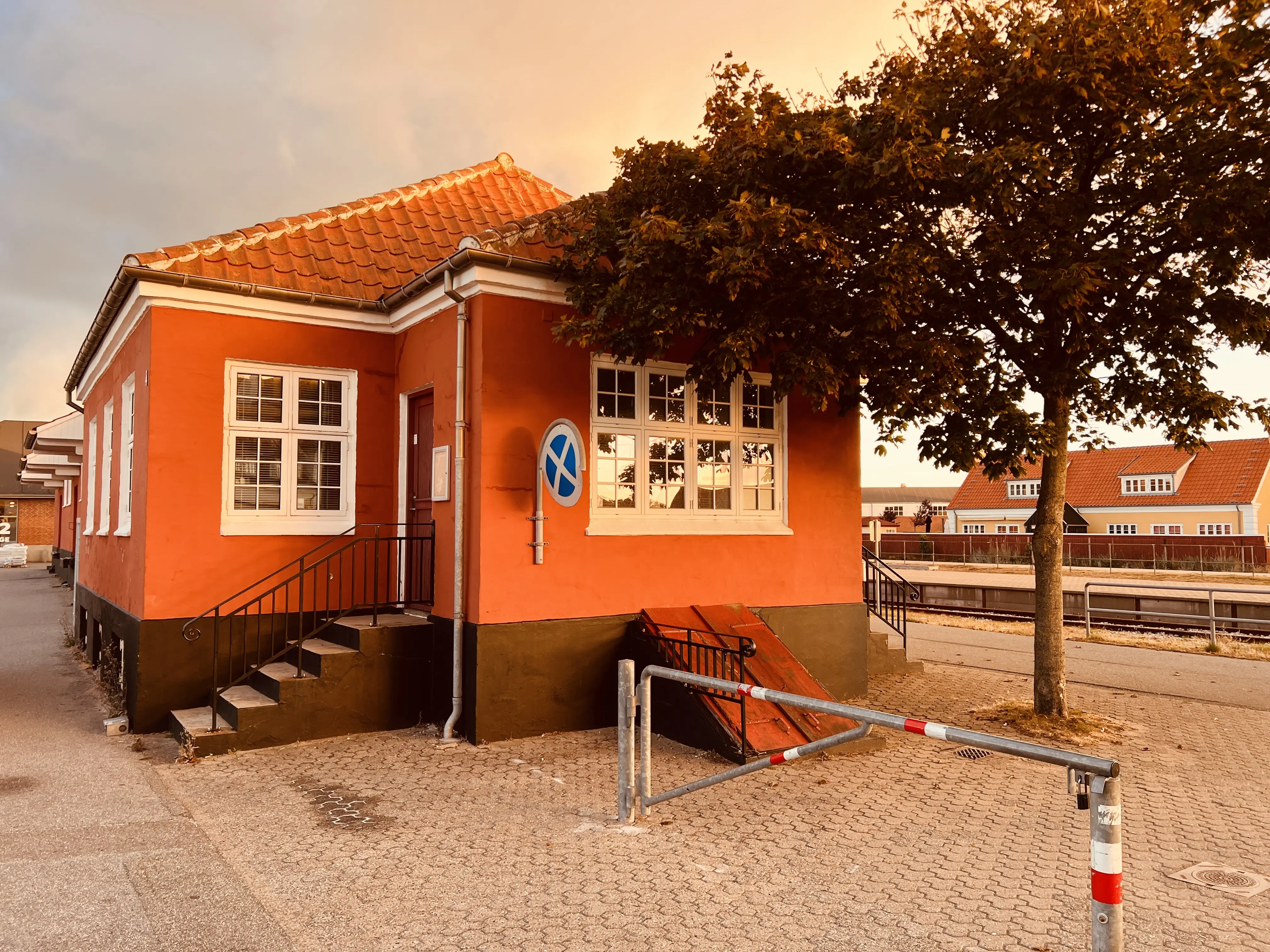 Billede af Skagen Stations varehus. Billede af Skagen Stations varehus.
