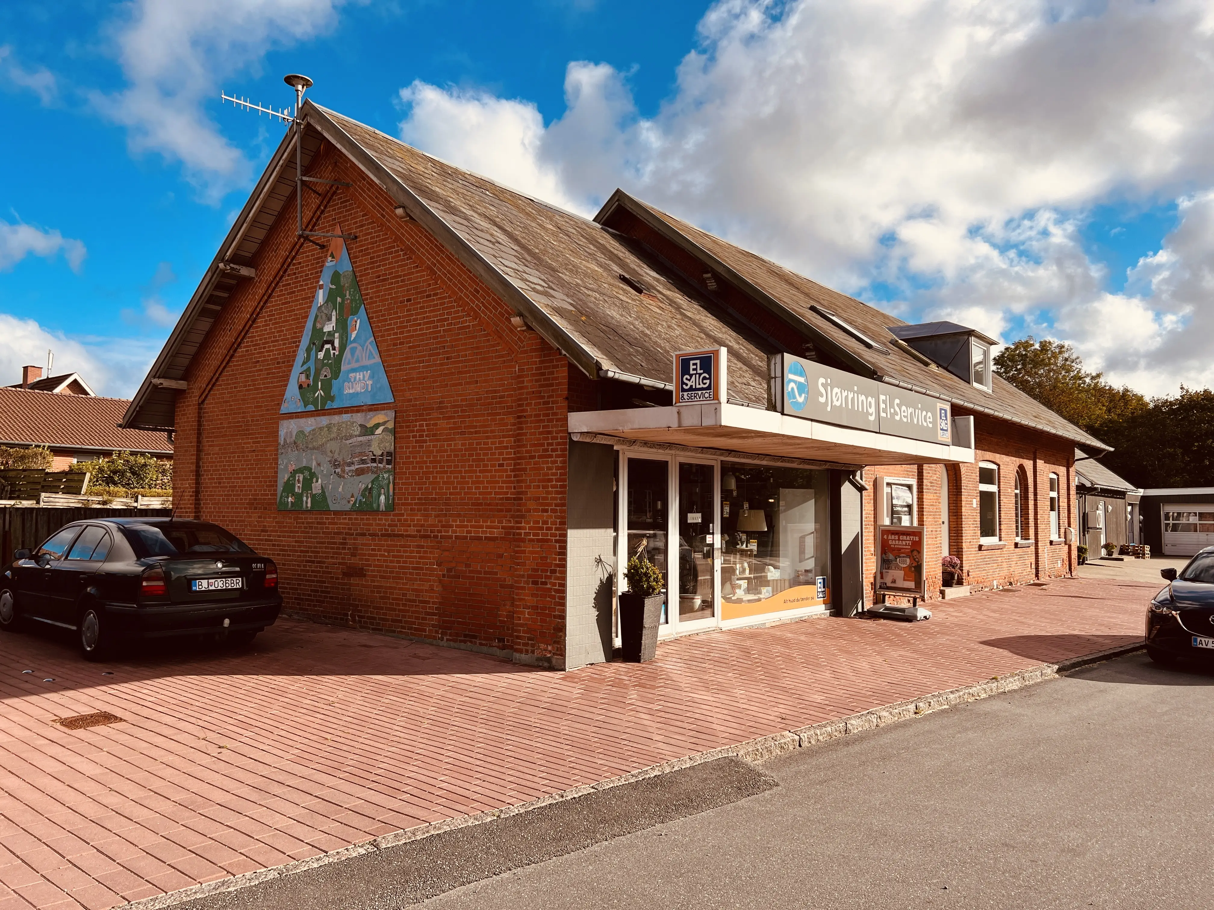 Billede af Sjørring Station. Billede af Sjørring Station.