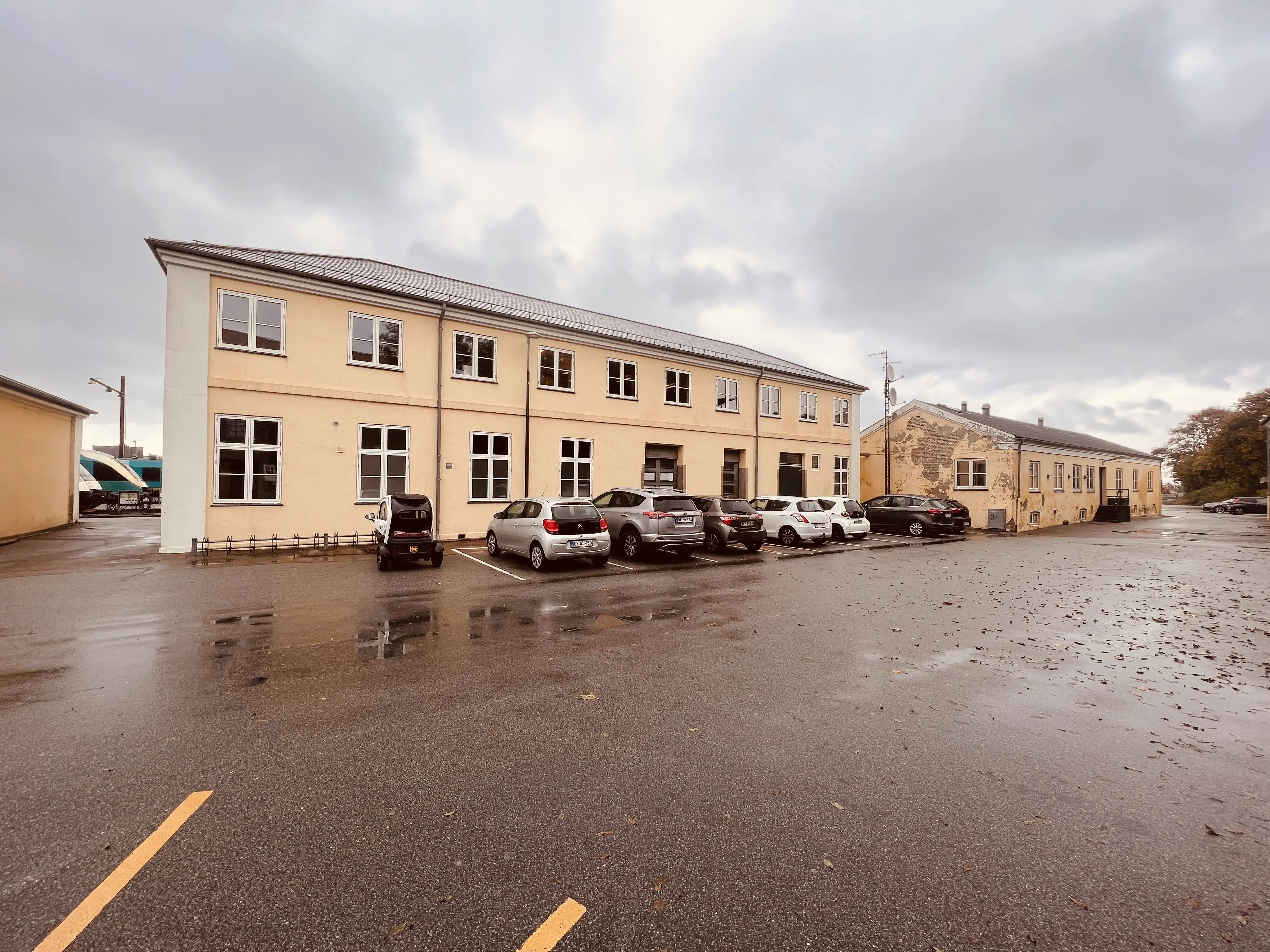 Billede af Struer Stations ilgods og postkontor. Billede af Struer Stations ilgods og postkontor.