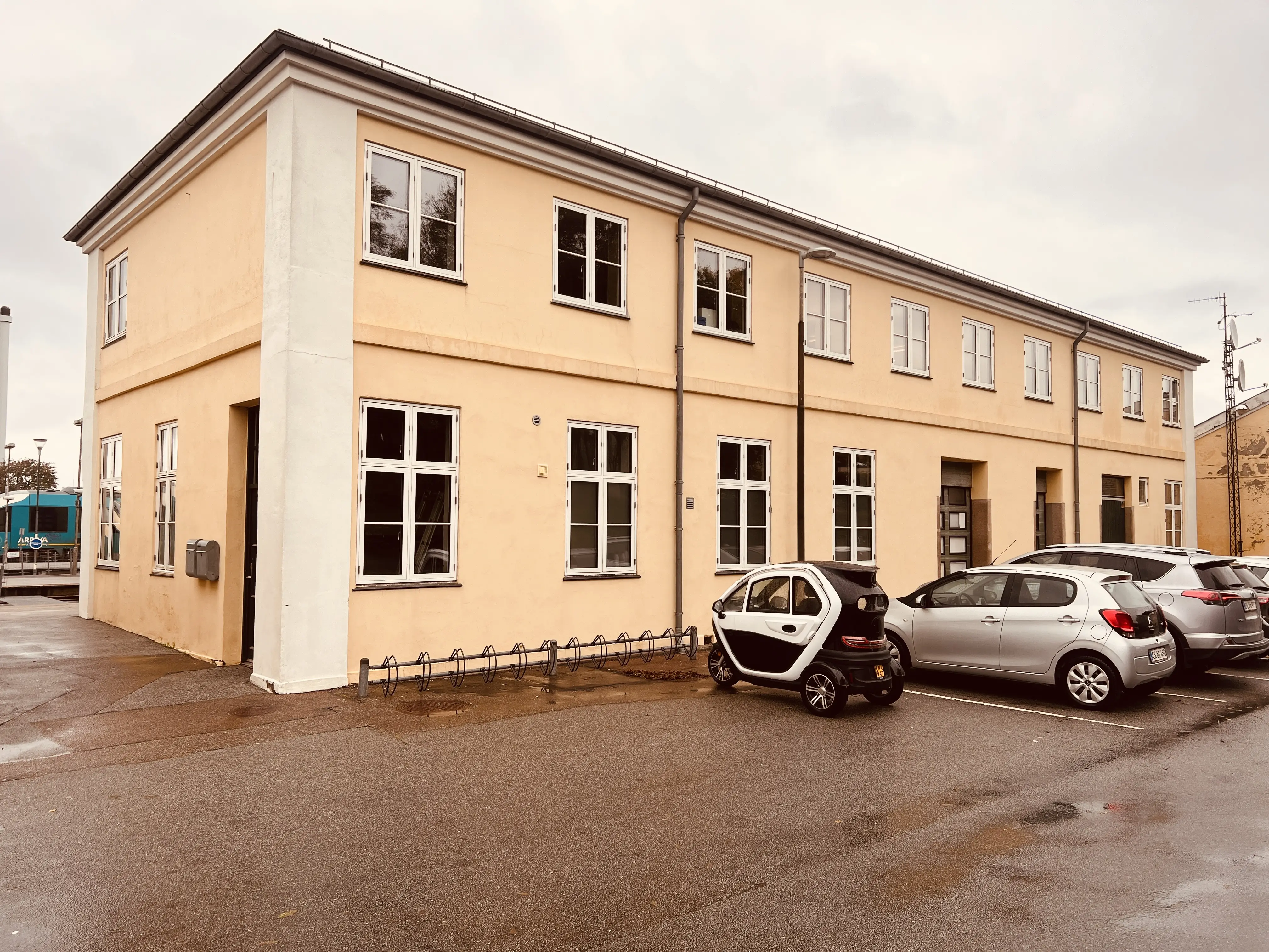 Billede af Struer Stations ilgods og postkontor. Billede af Struer Stations ilgods og postkontor.