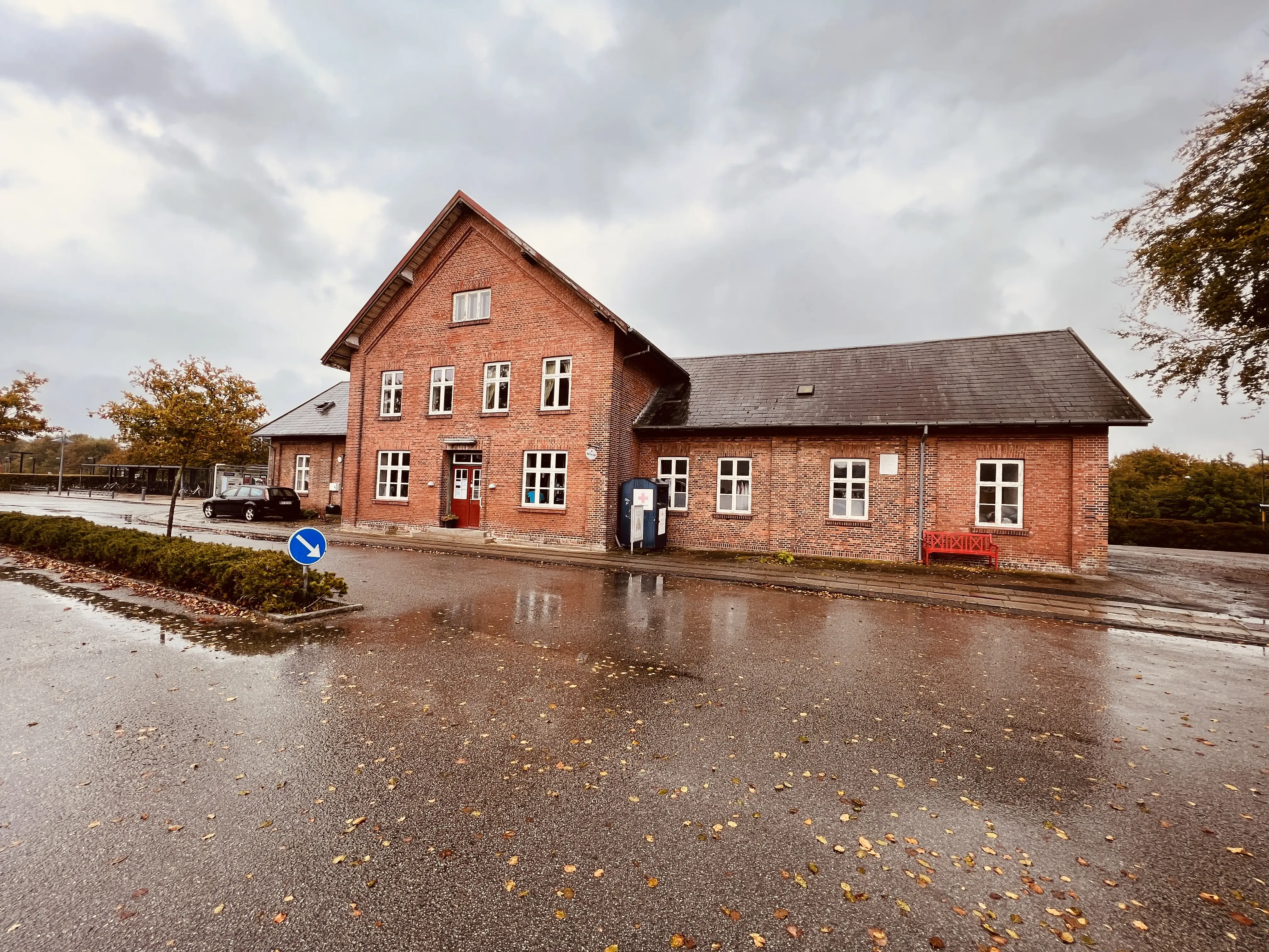 Billede af Vemb Station.