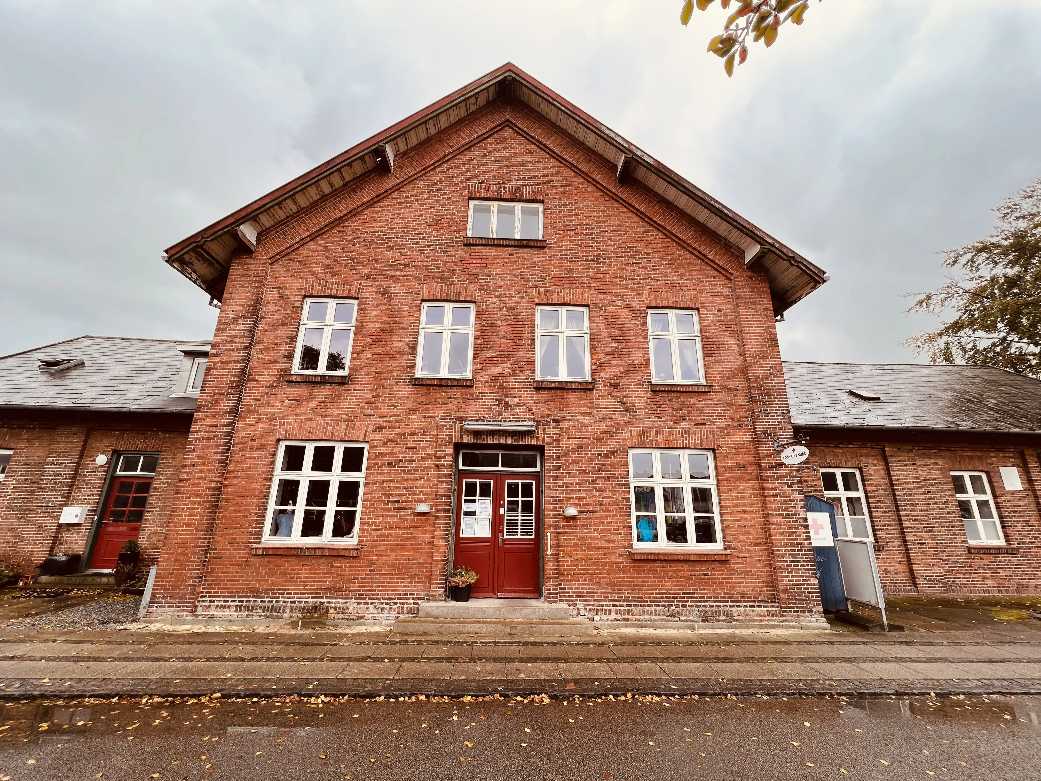 Billede af Vemb Station.